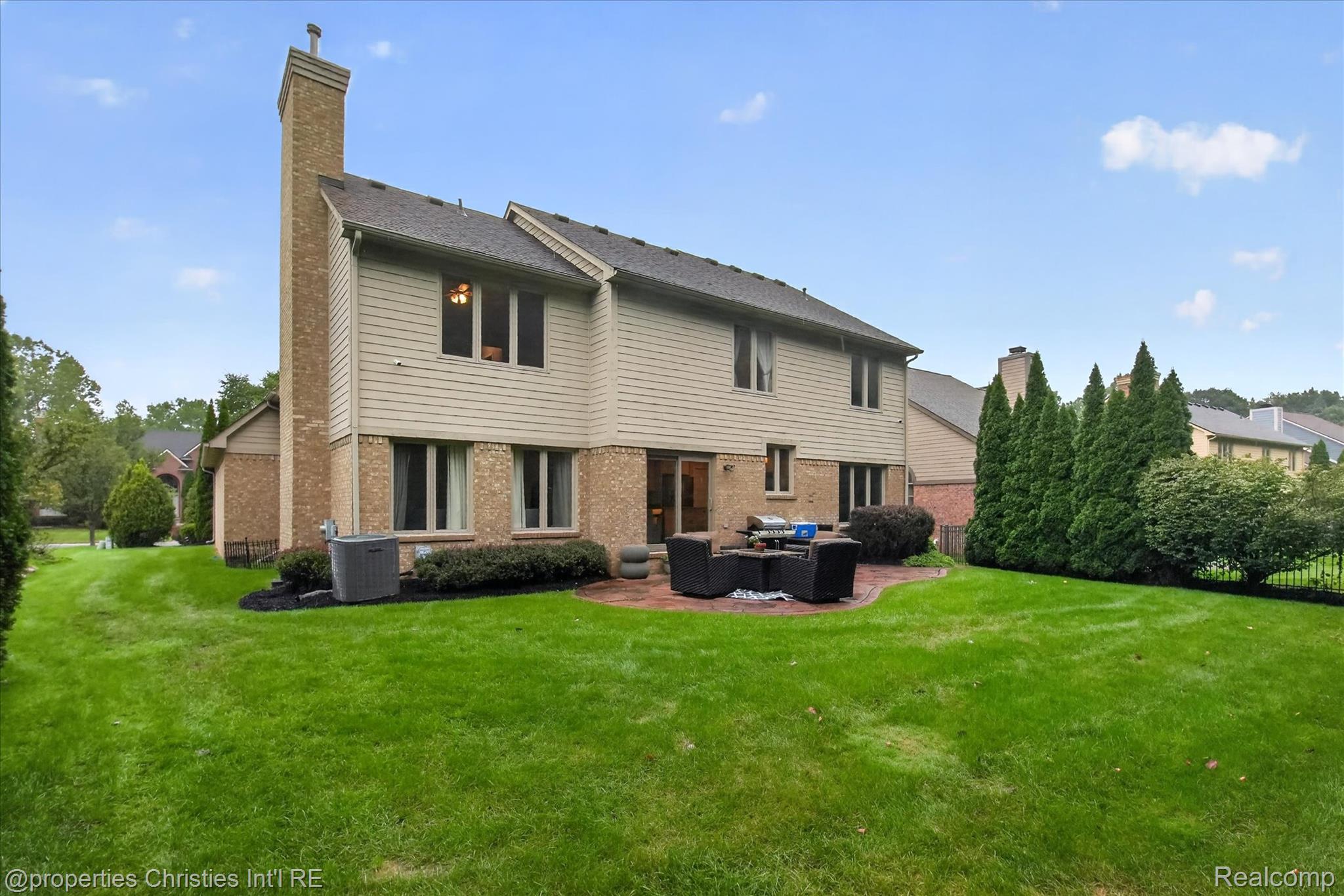18032 Cascade Drive Property Photo 64