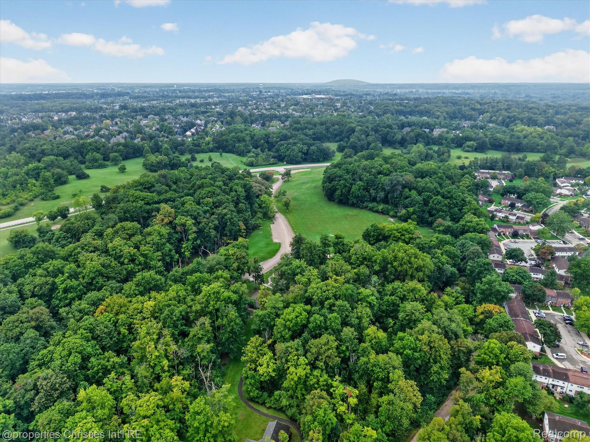 18032 Cascade Drive Property Photo 81