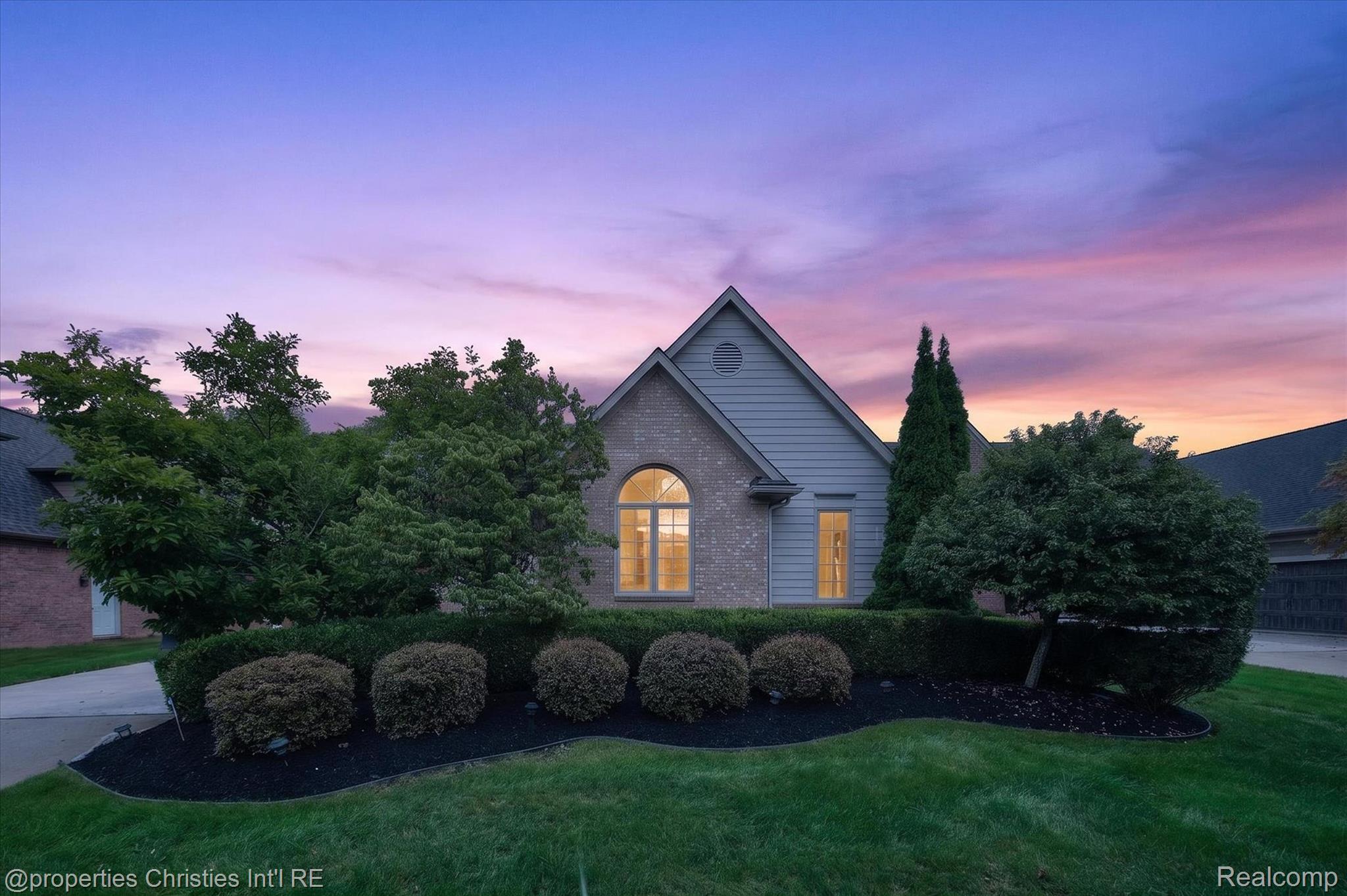 18032 Cascade Drive Property Photo 93