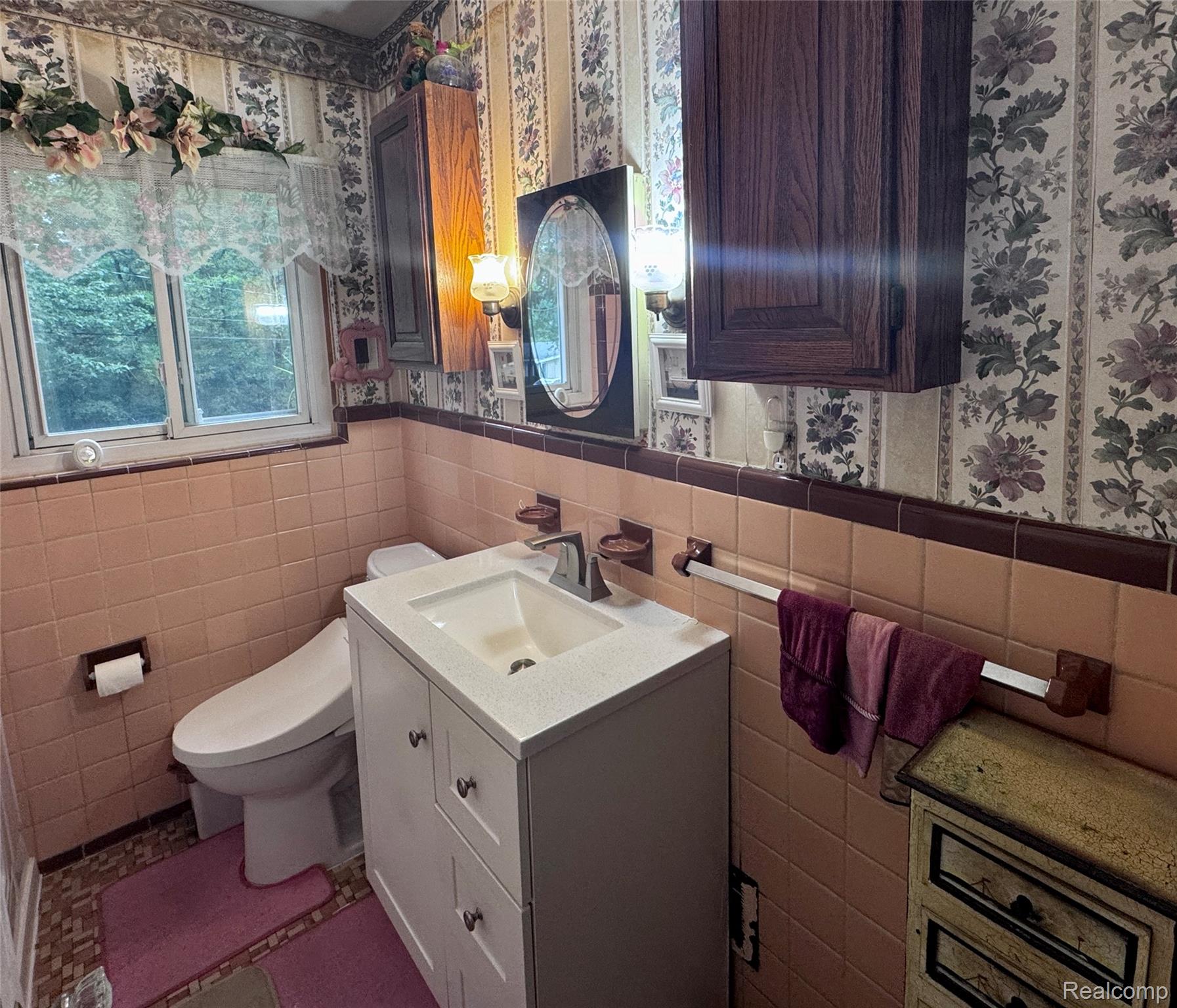 26140 Rangemore Street Property Photo 7