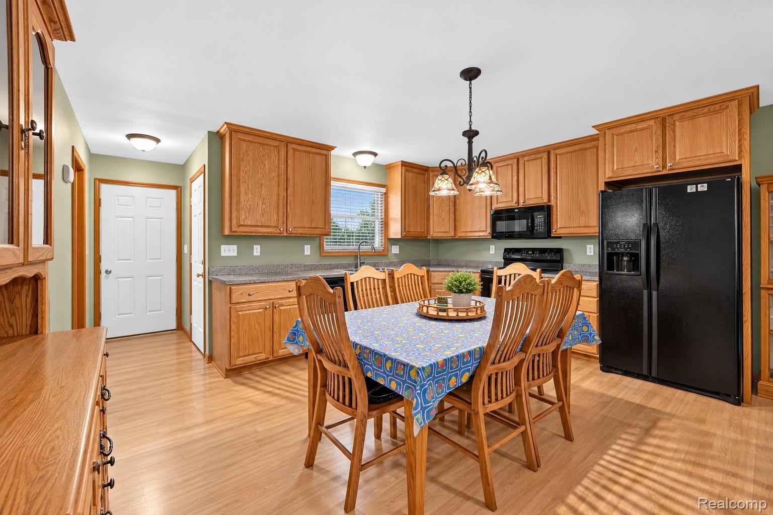 10785 Grafton Road Property Photo 7