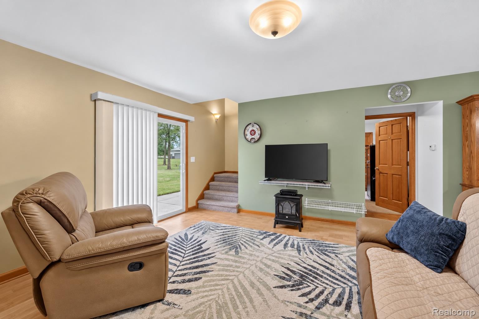 10785 Grafton Road Property Photo 9