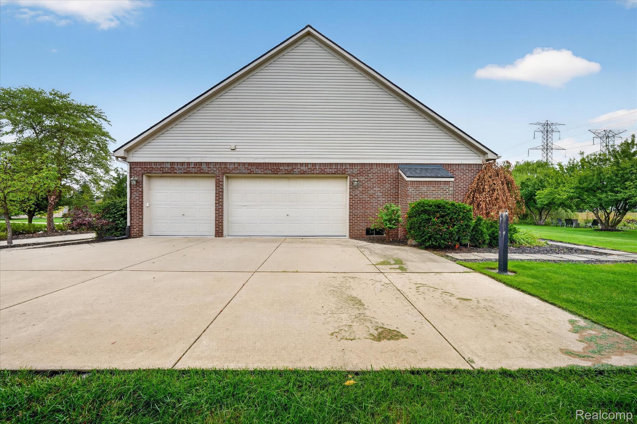 432 E Canford Park Property Photo 44