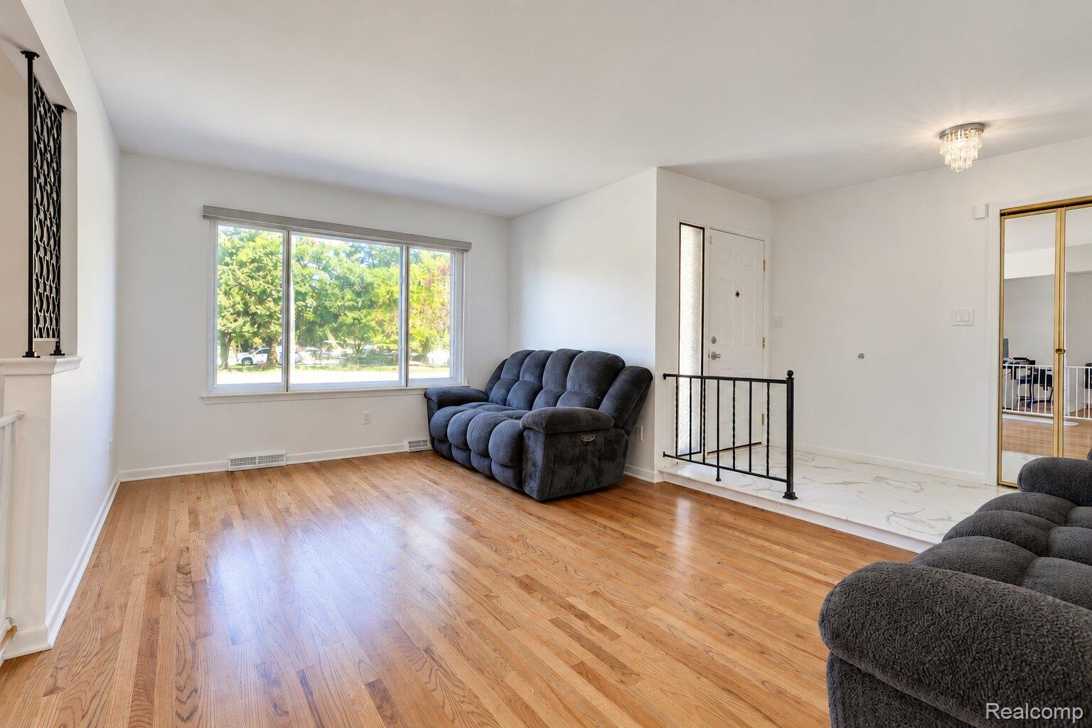 60 E Square Lake Road Property Photo 27
