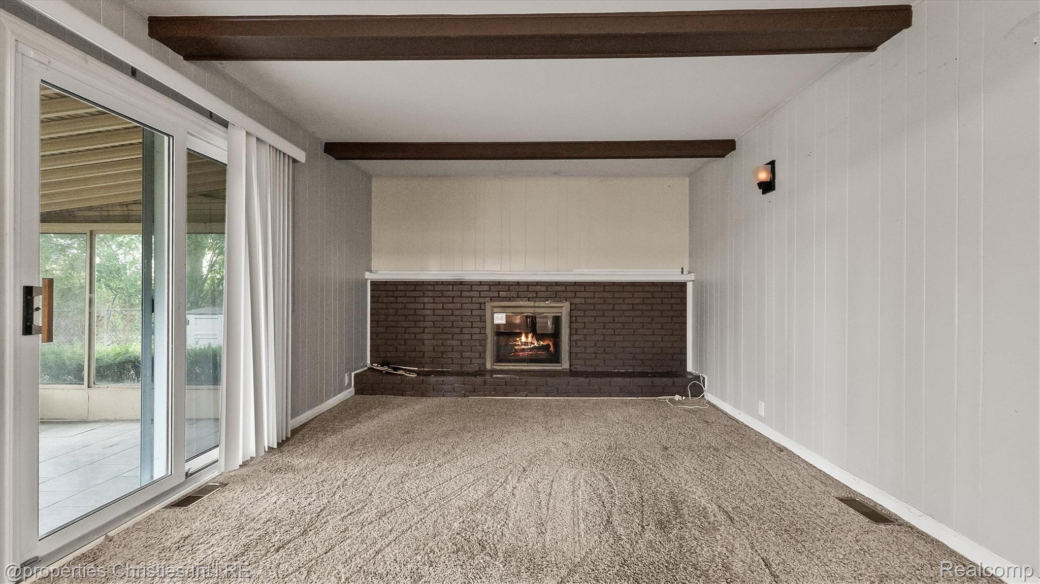5009 Abington Drive Property Photo 12