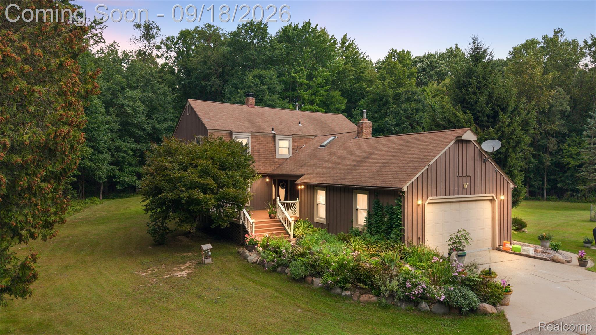 2201 E Gunn Road Property Photo 1