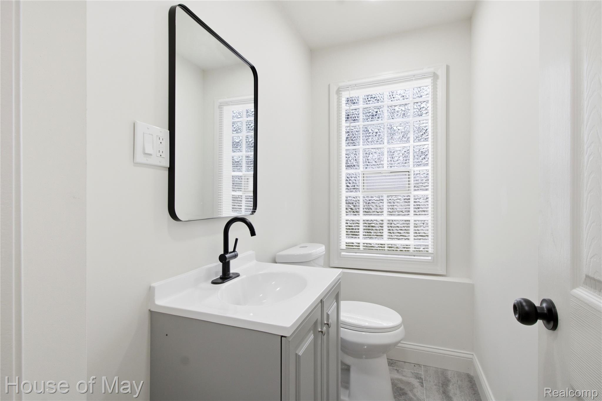 13900 Bringard Drive Property Photo 8