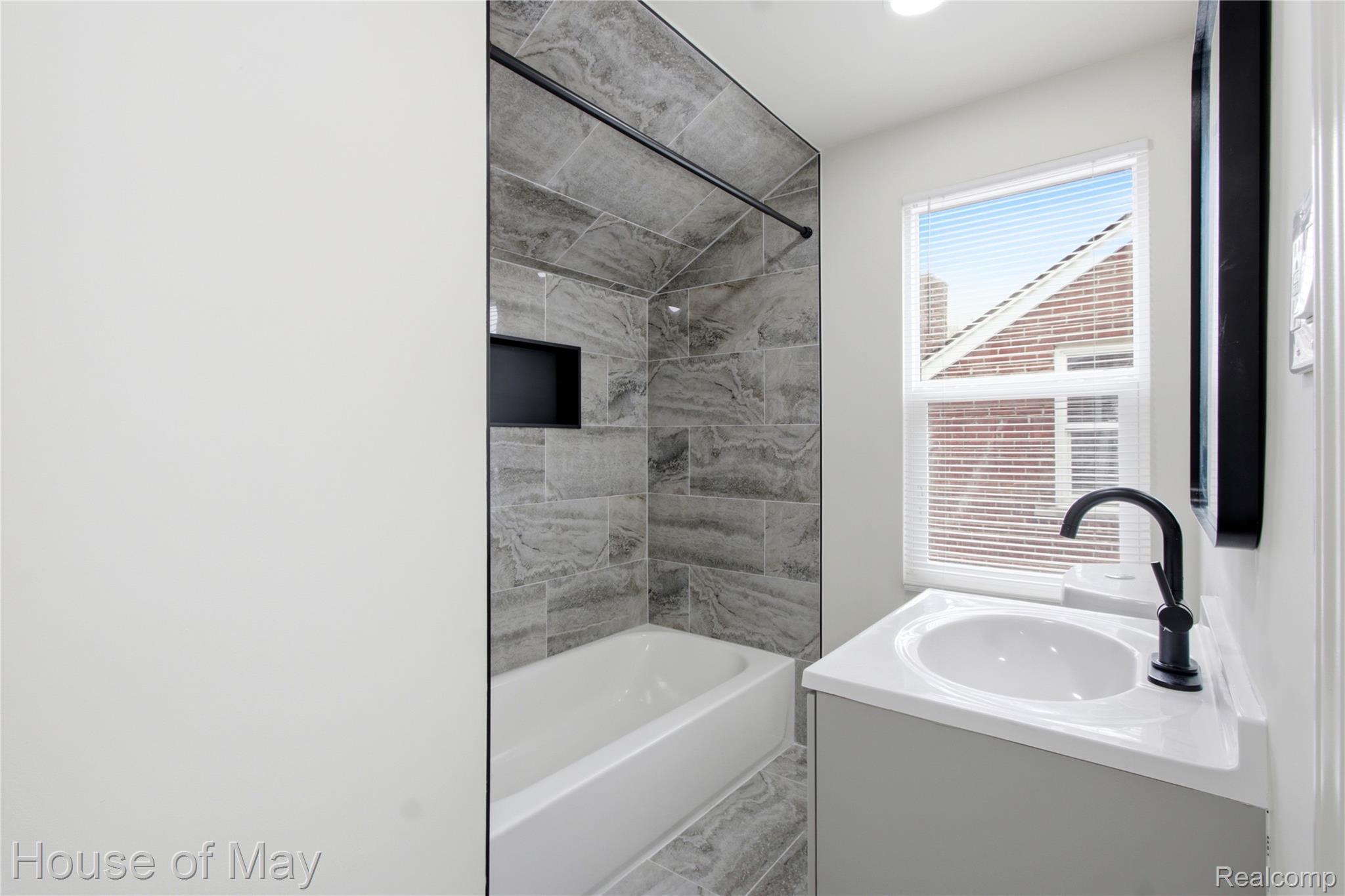13900 Bringard Drive Property Photo 10