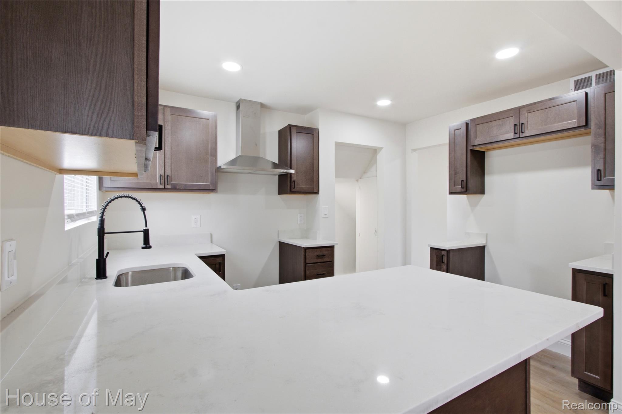 13900 Bringard Drive Property Photo 11