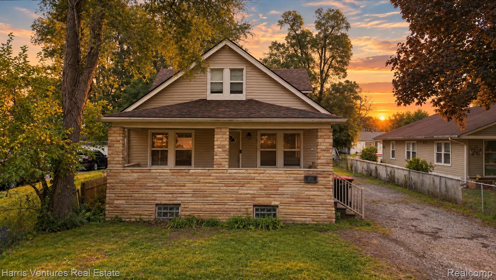 21344 Seminole Street Property Photo 1