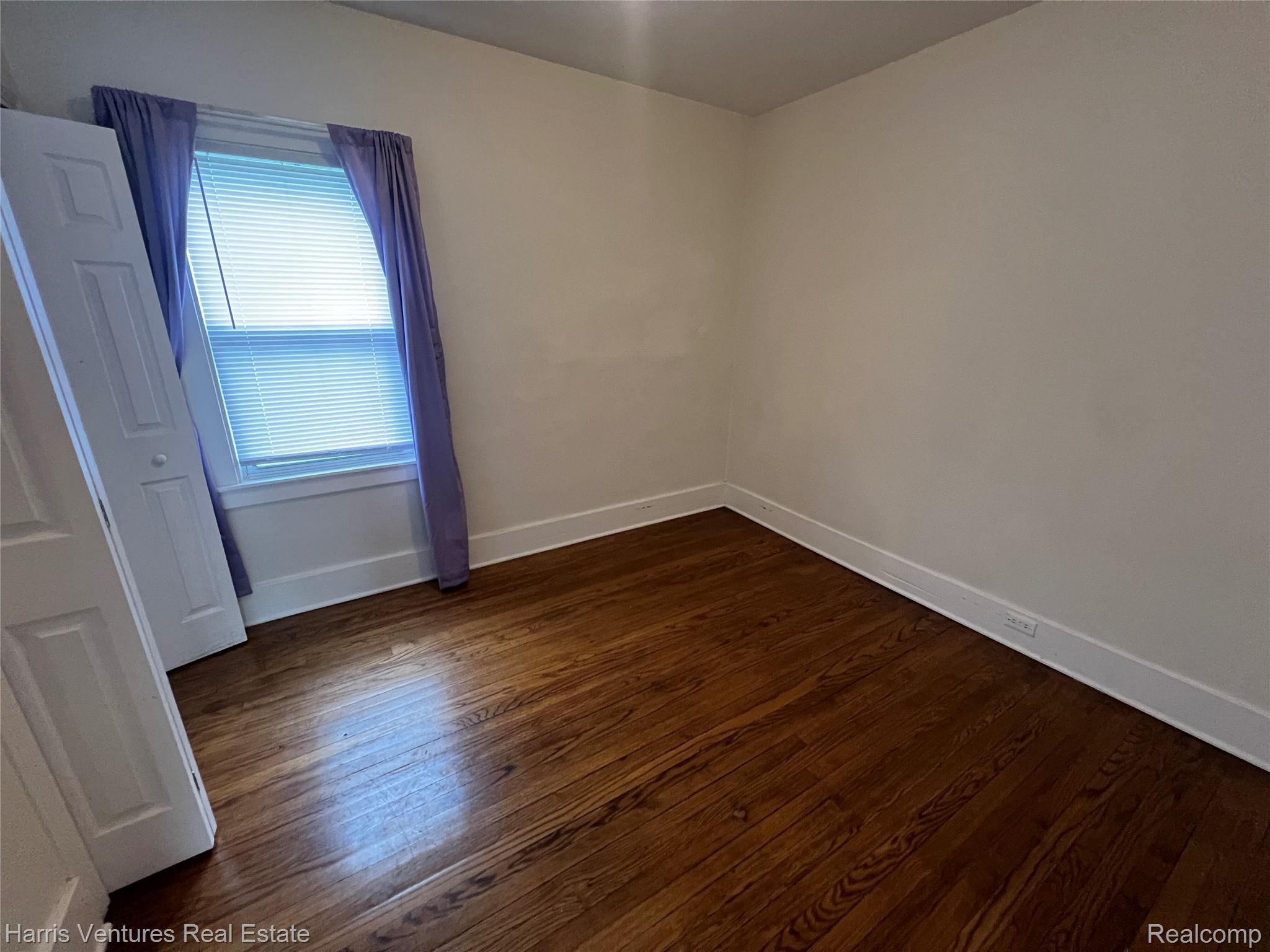 21344 Seminole Street Property Photo 15