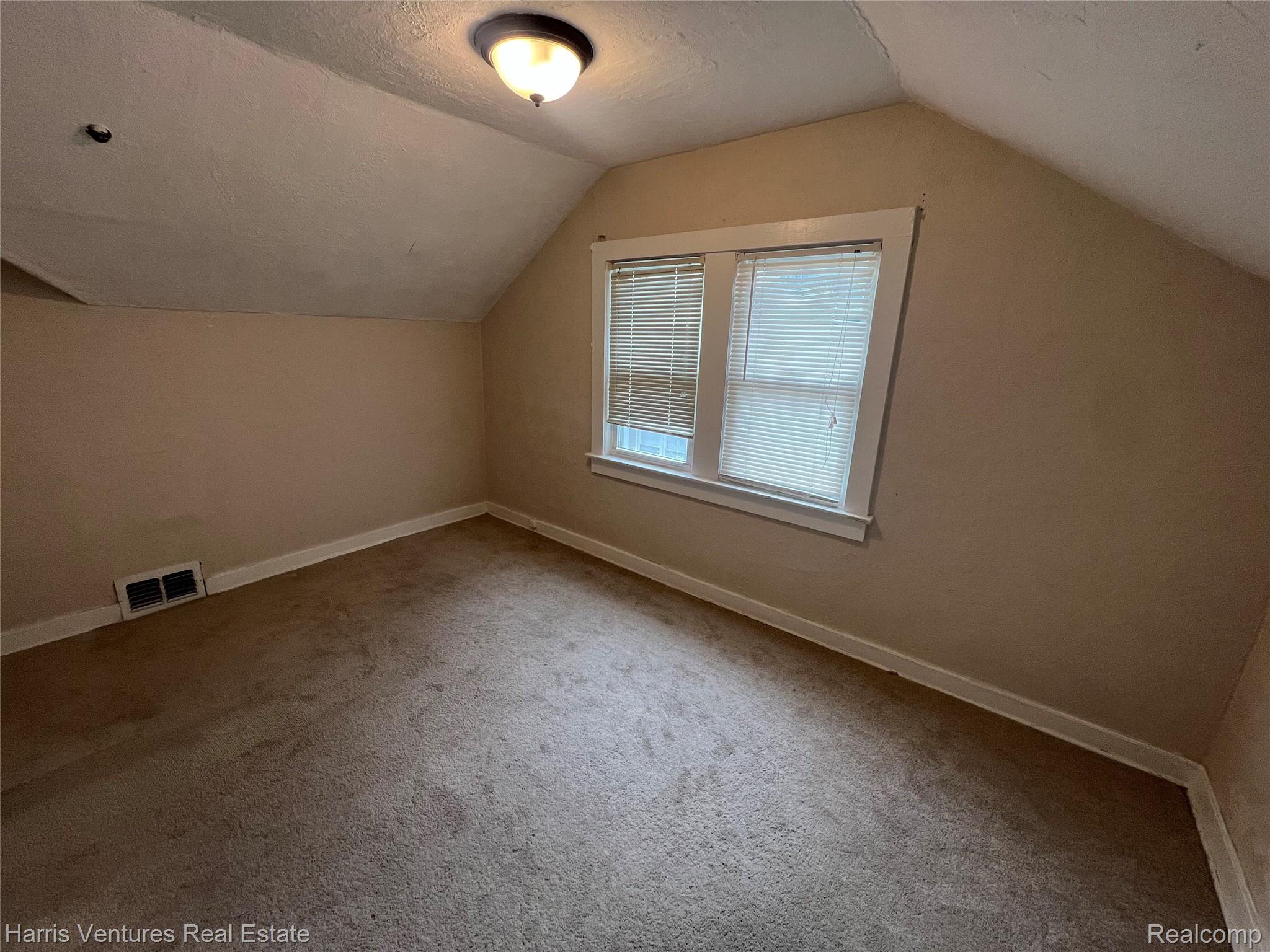 21344 Seminole Street Property Photo 23