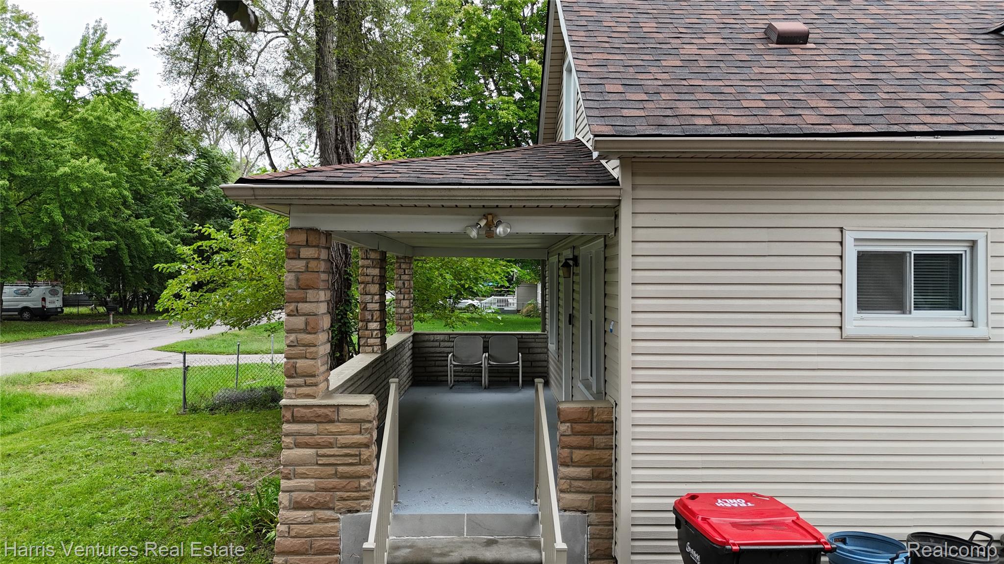 21344 Seminole Street Property Photo 34