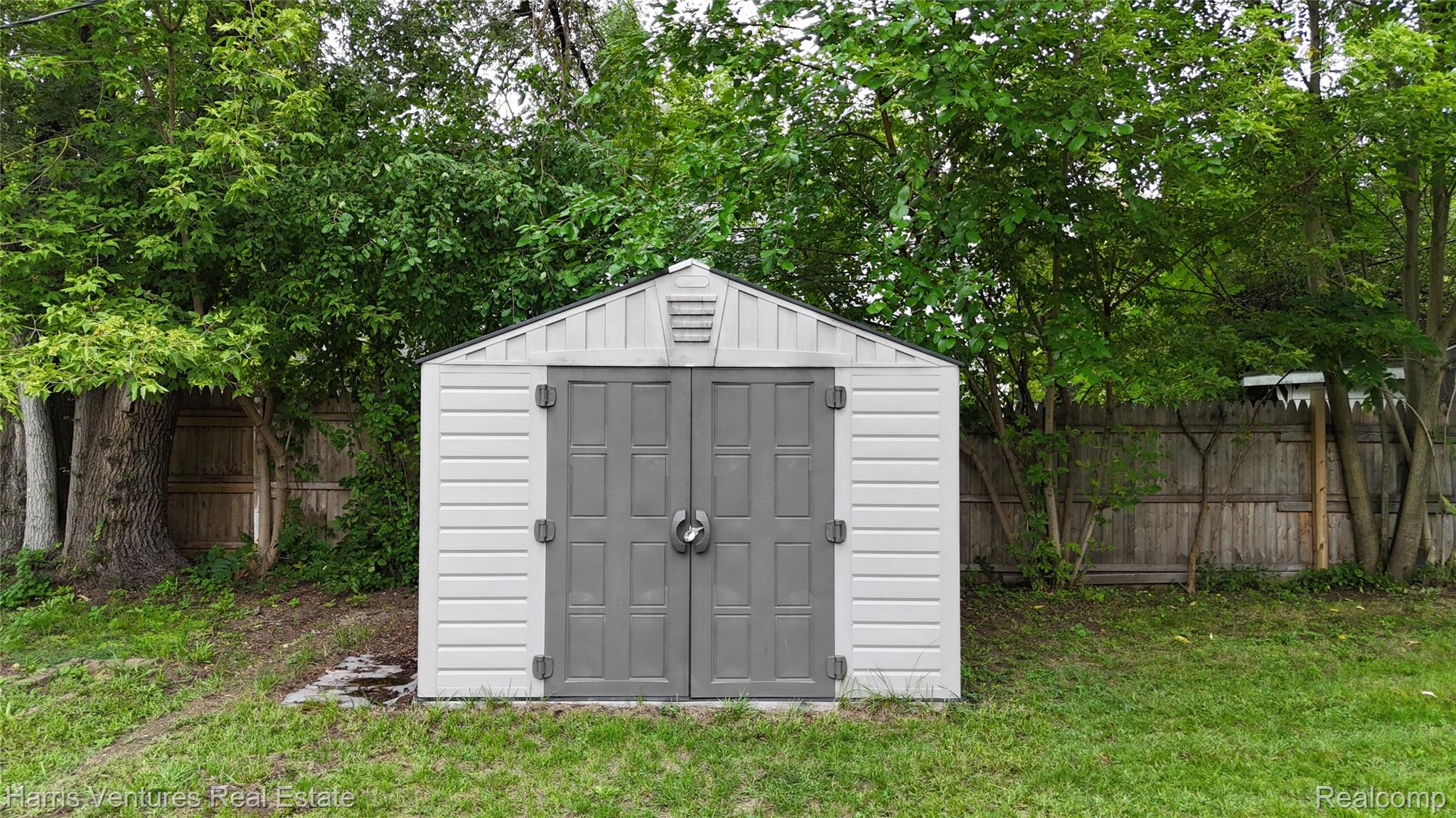 21344 Seminole Street Property Photo 37