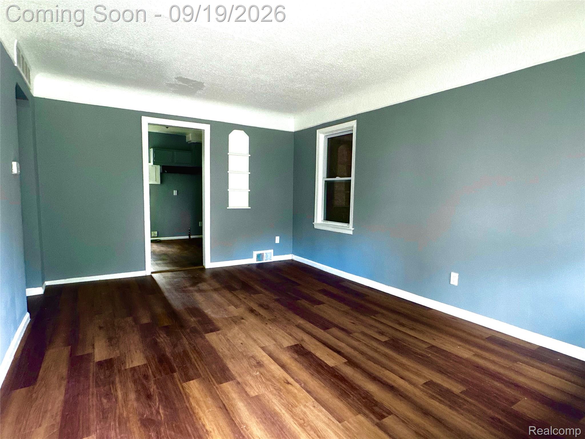 11667 Stahelin Avenue Property Photo 3