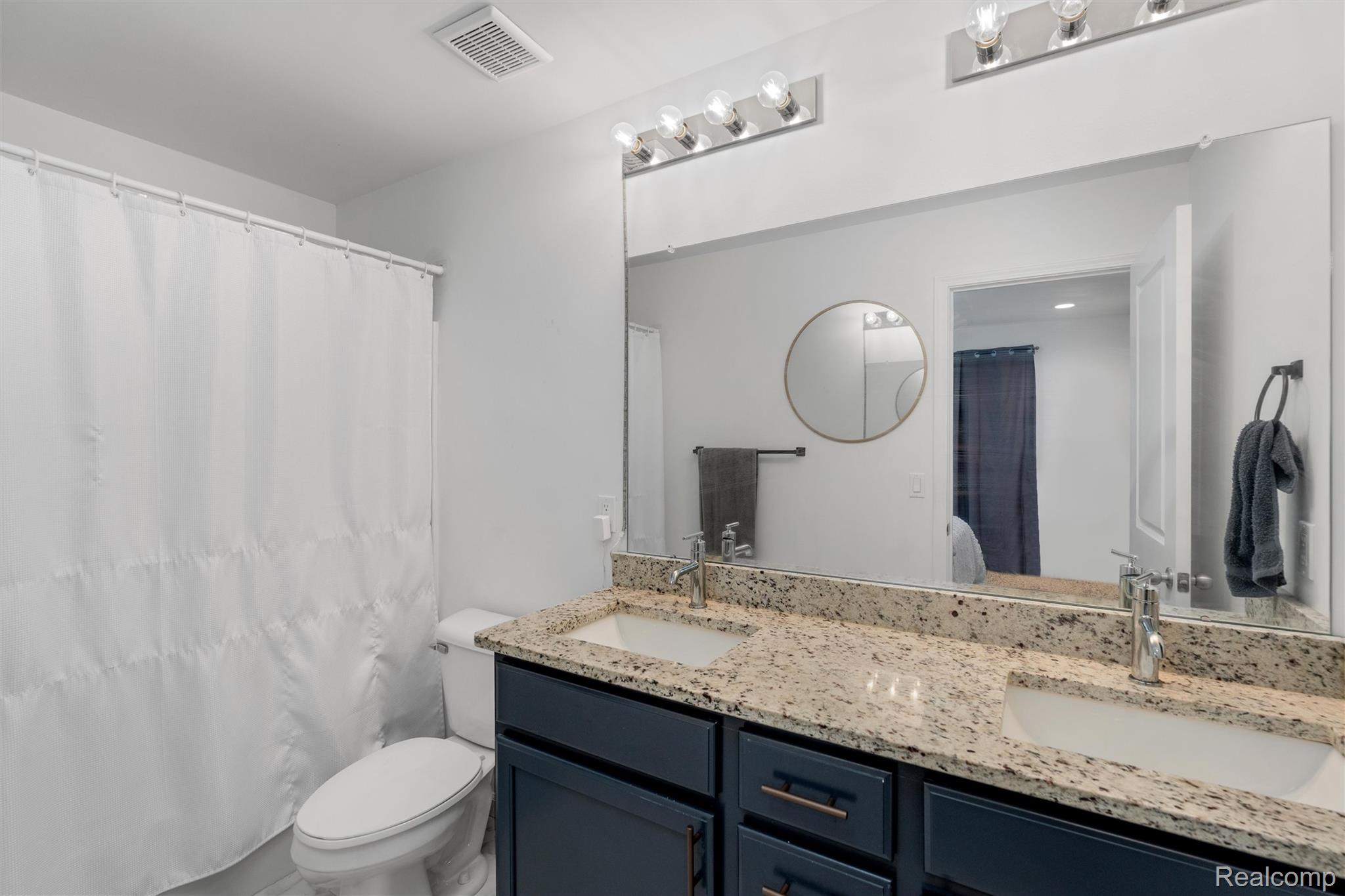 3971 Trailwaycommons Circle Property Photo 9