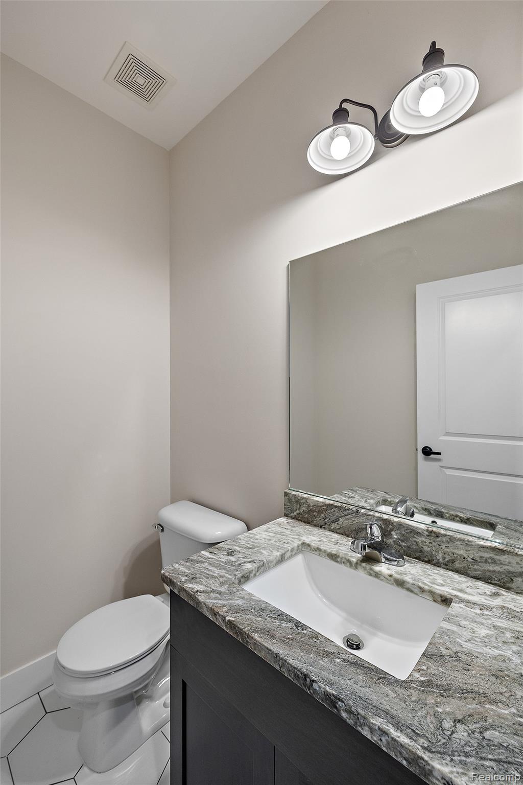 28 Cygnet Circle Property Photo 33