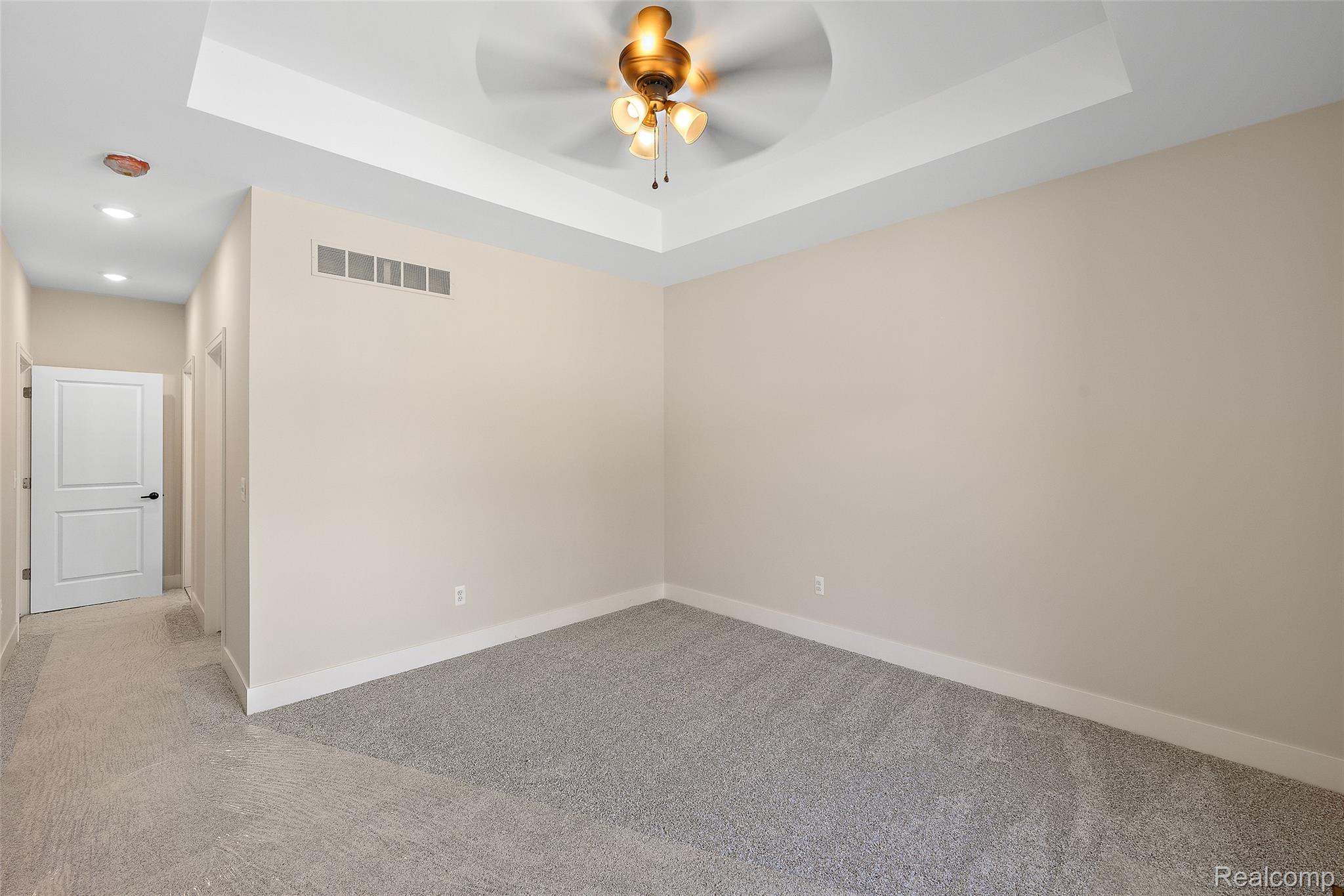 28 Cygnet Circle Property Photo 35