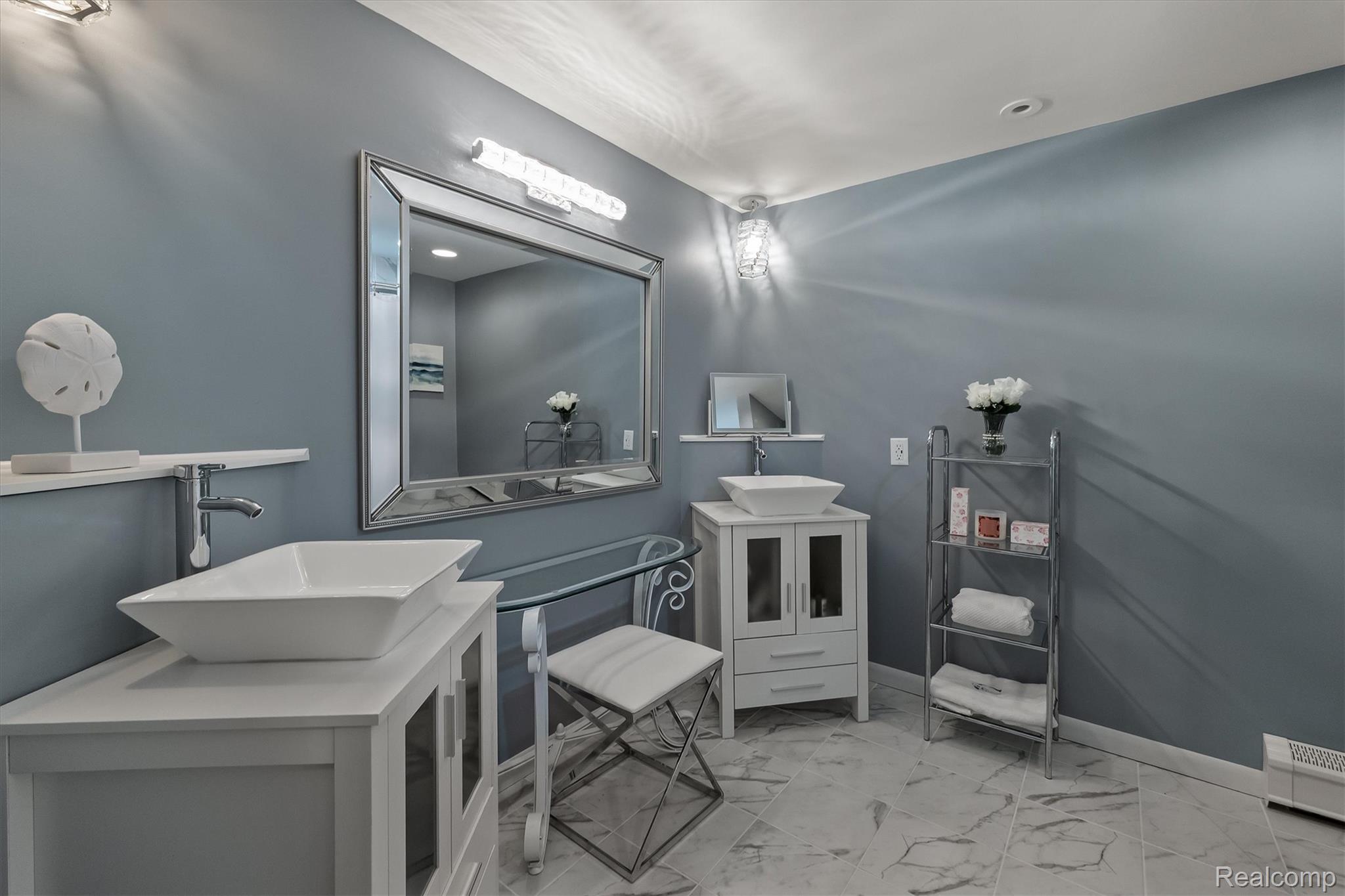 4282 Stoneleigh Road Property Photo 28