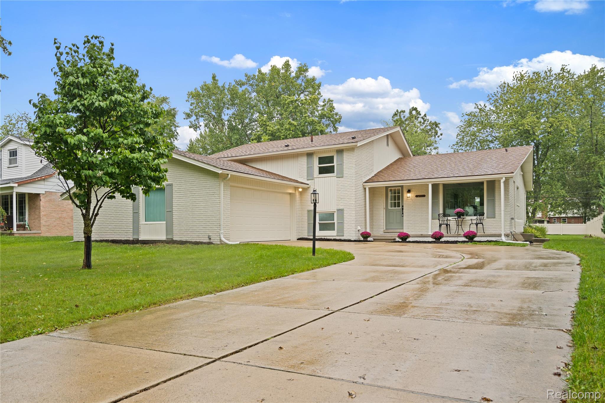 8240 Hampton Road Property Photo 1
