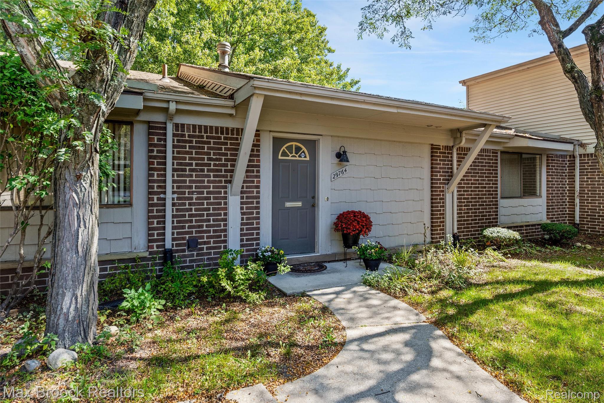 29764 Farmbrook Villa Lane Property Photo 1