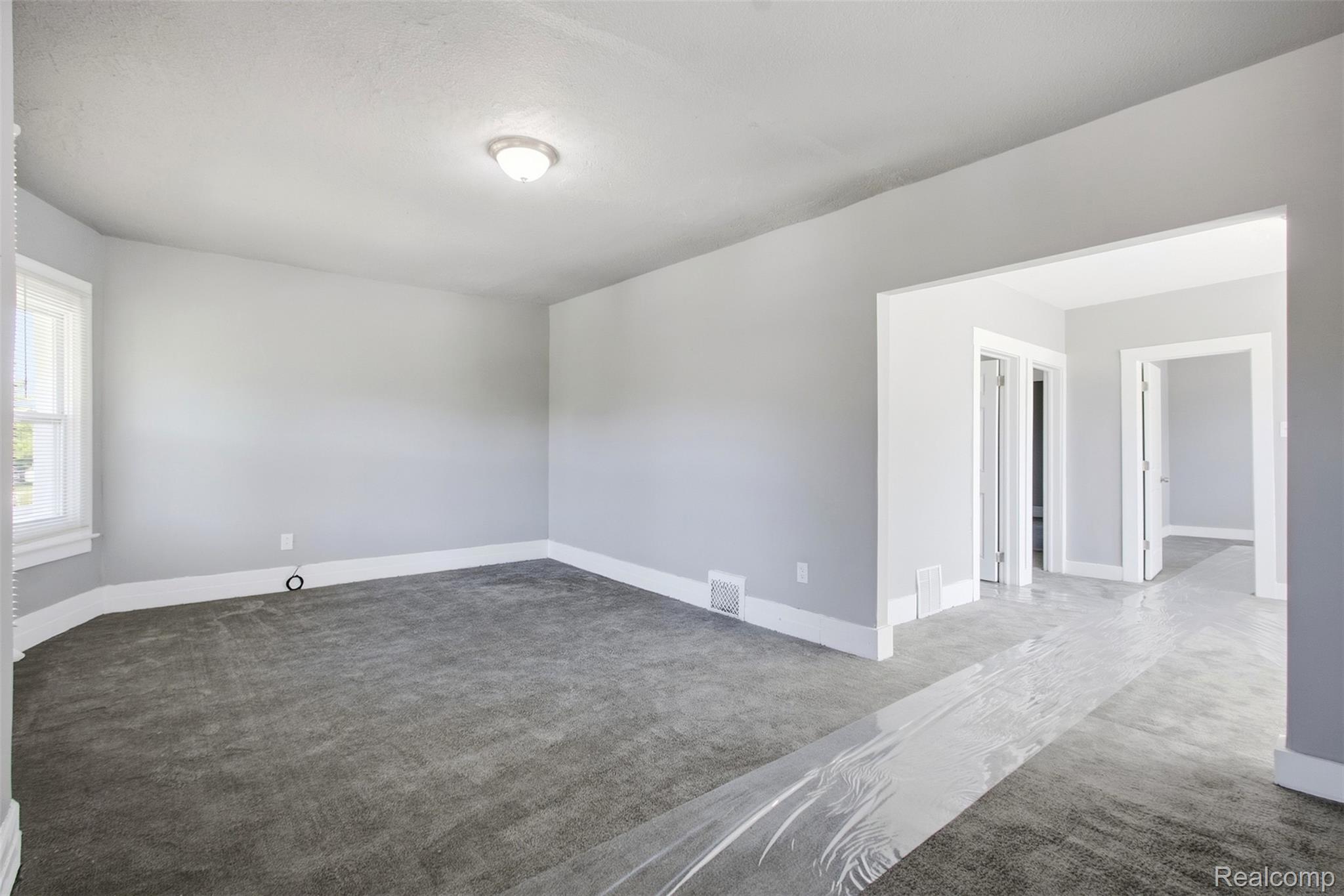 3010 Montclair Street Property Photo 12