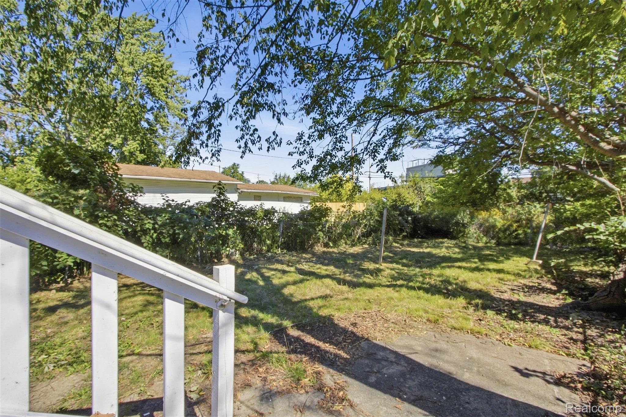 3010 Montclair Street Property Photo 19