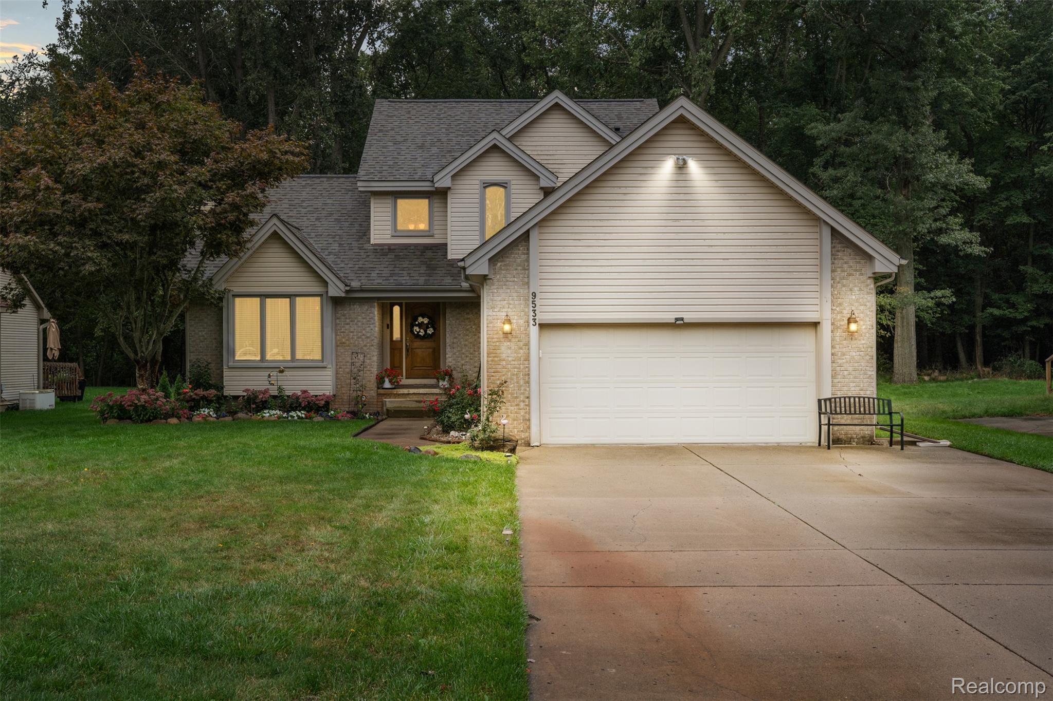 9533 Chaumont Drive Property Photo 1