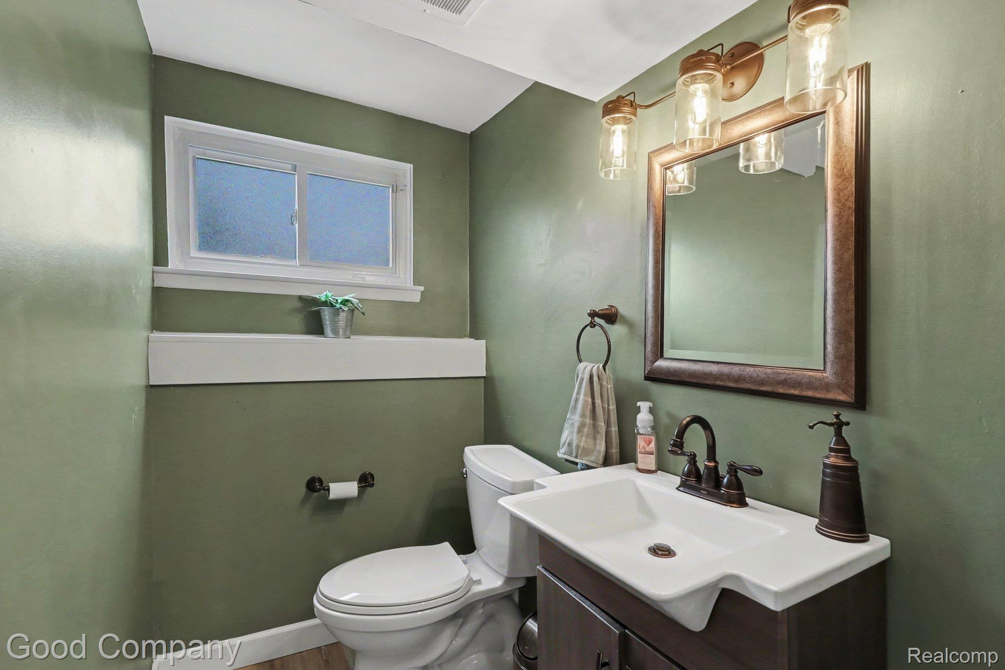 248 Council Avenue Property Photo 18