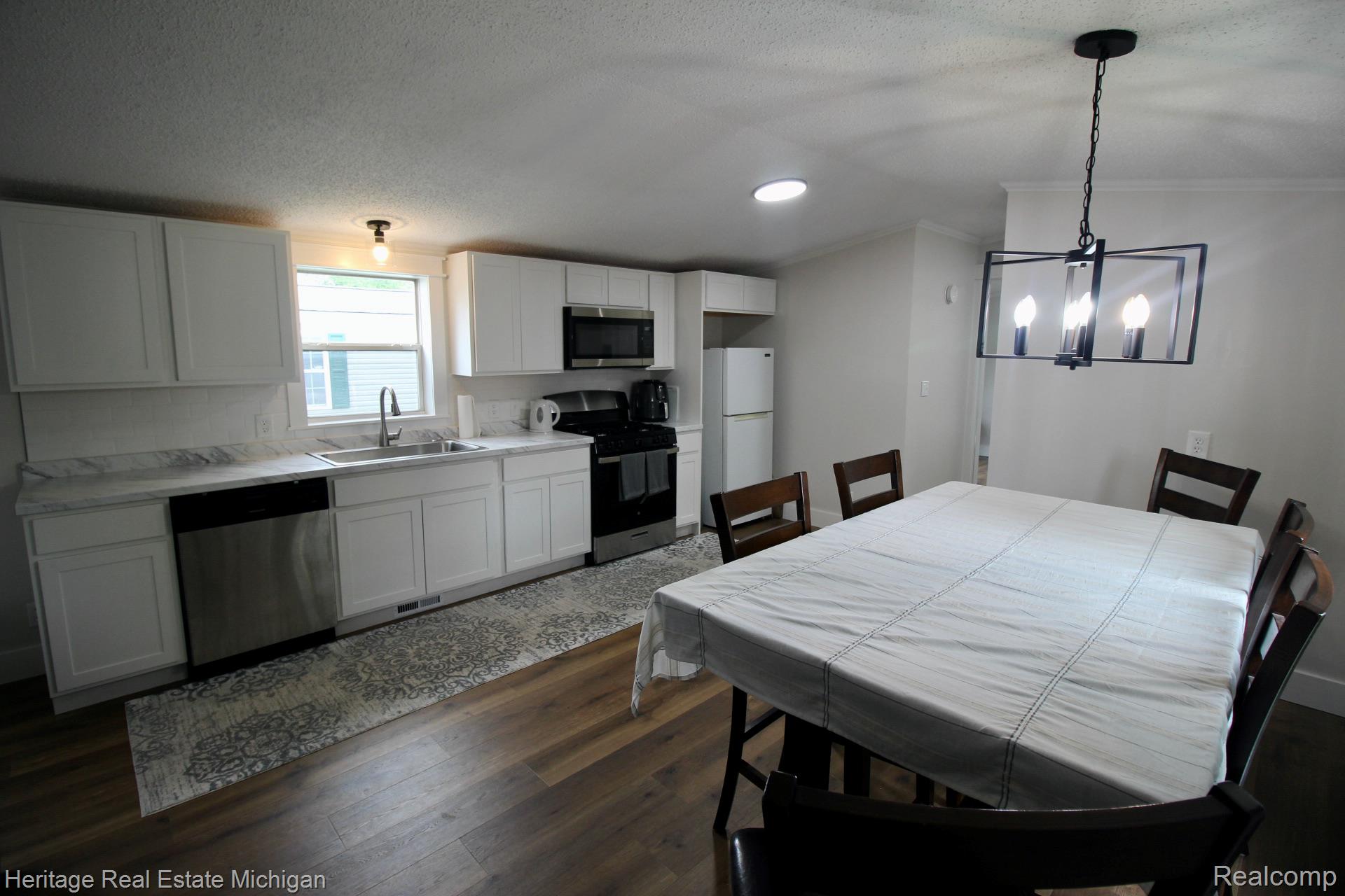 6538 Biscayne Property Photo 5