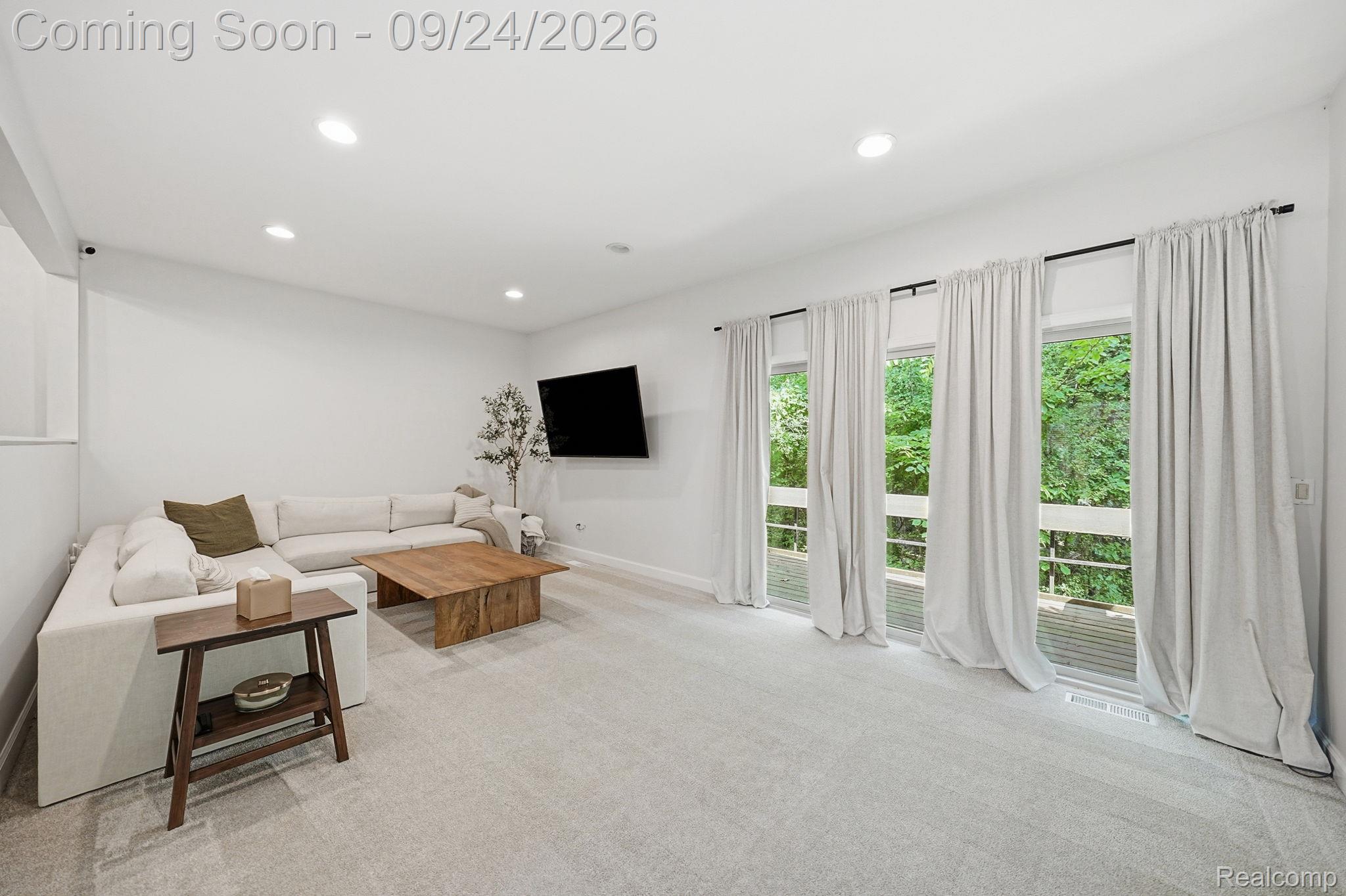 7306 Balsam Court Property Photo 6