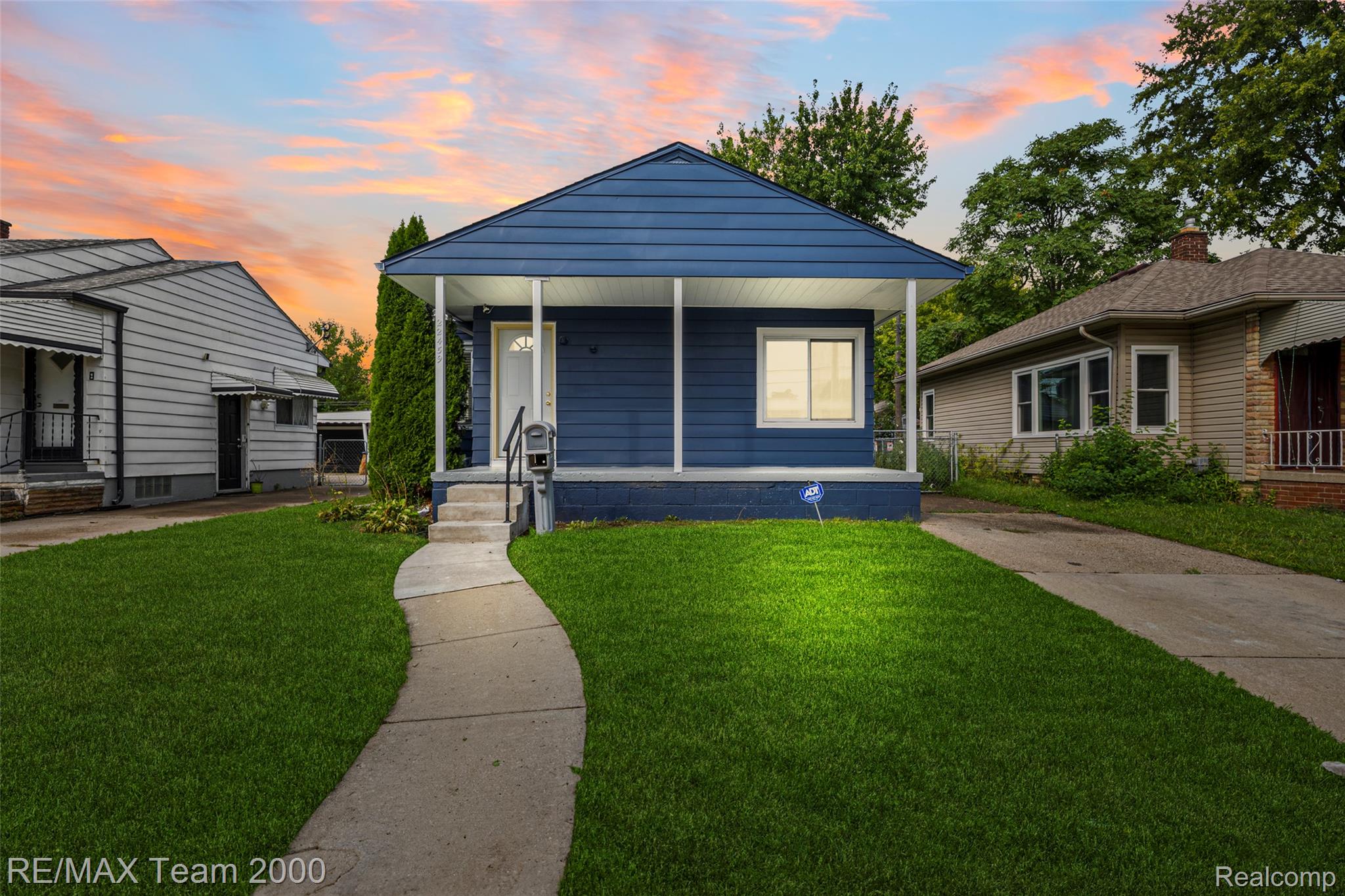 22459 Wilmot Avenue Property Photo 1