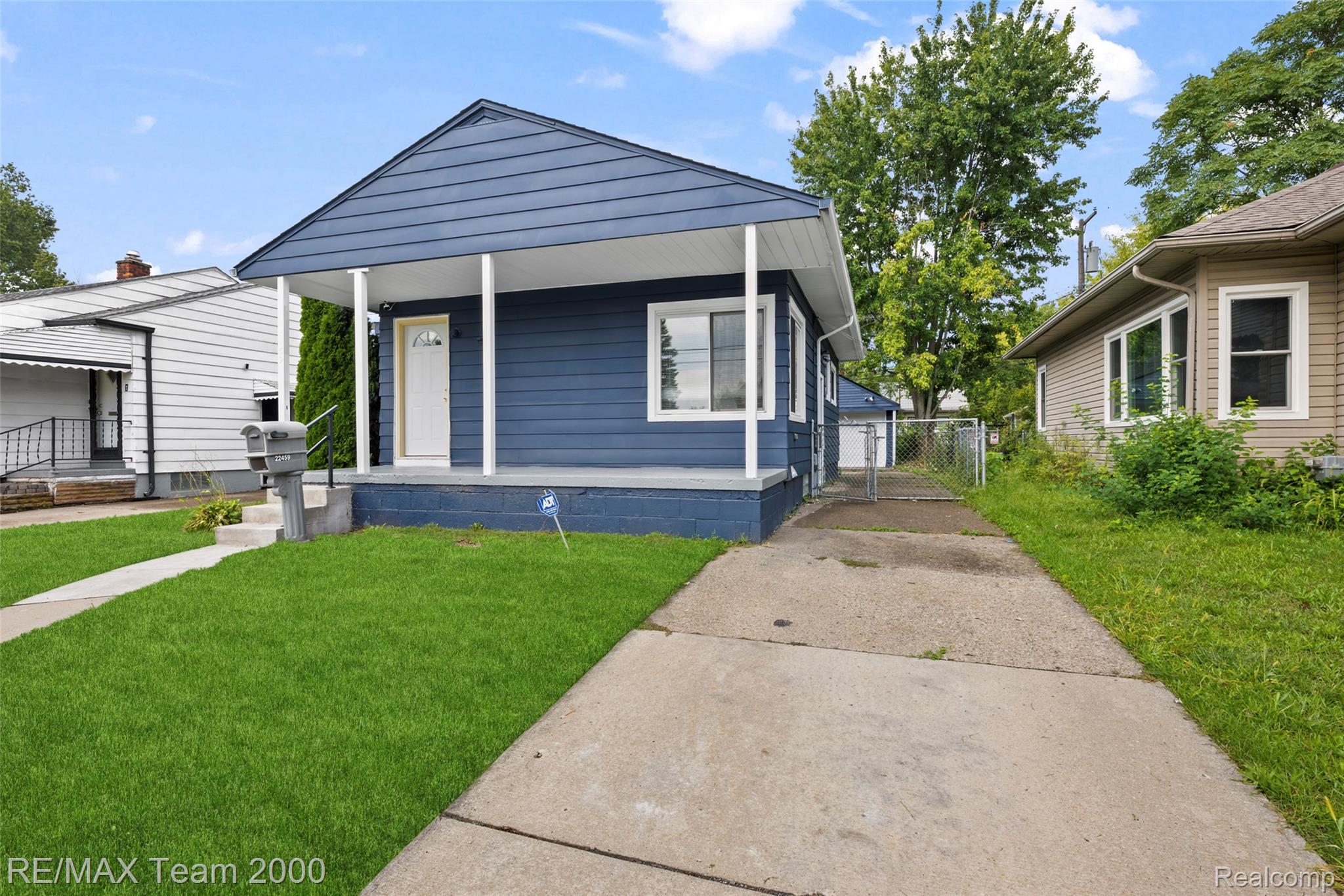 22459 Wilmot Avenue Property Photo 2
