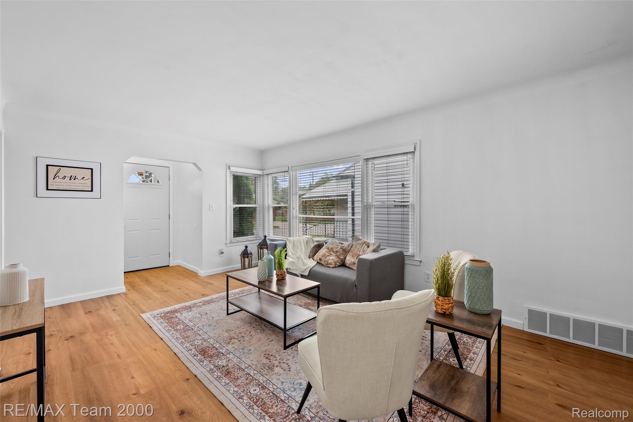 22459 Wilmot Avenue Property Photo 8