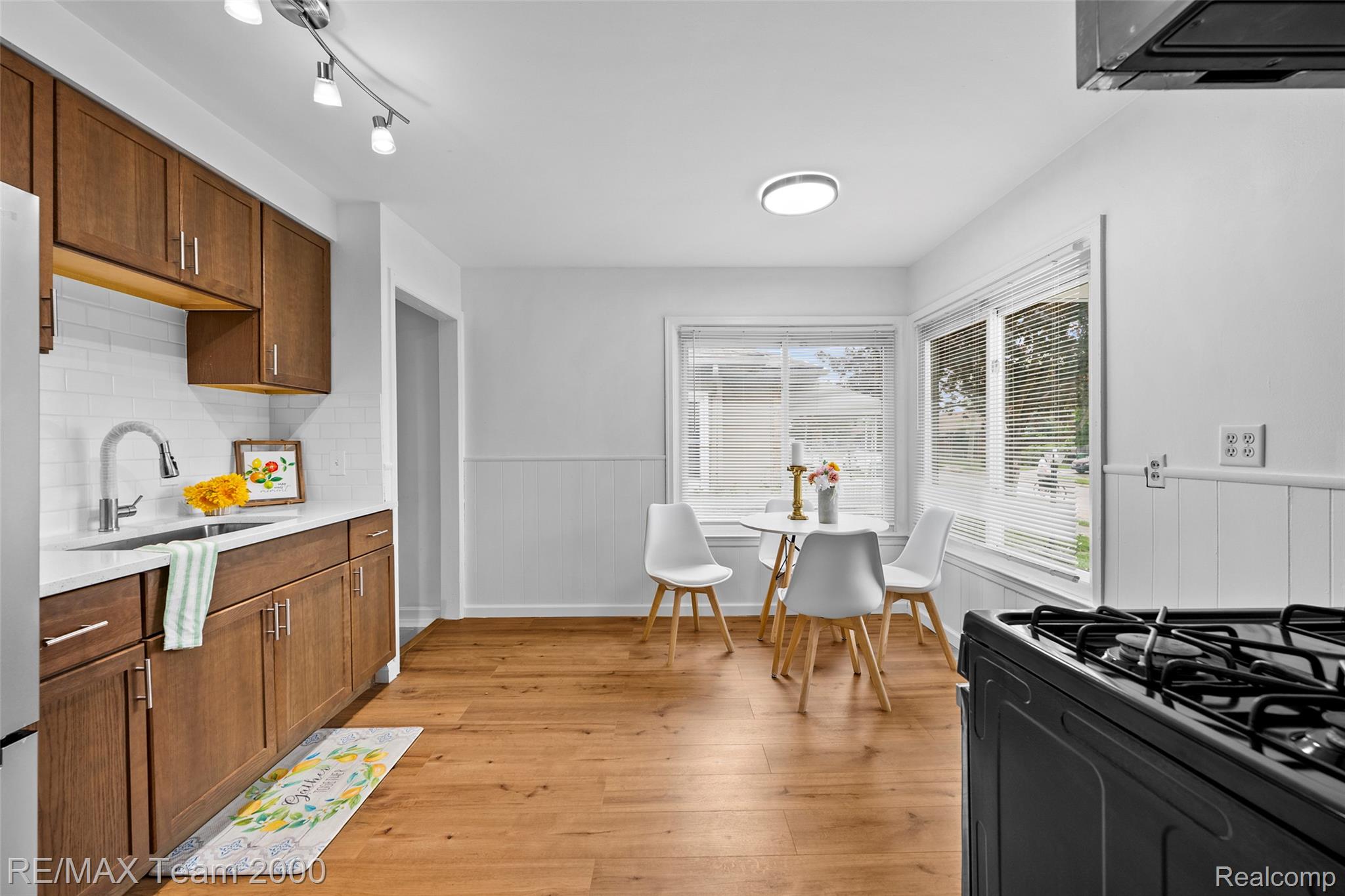22459 Wilmot Avenue Property Photo 10