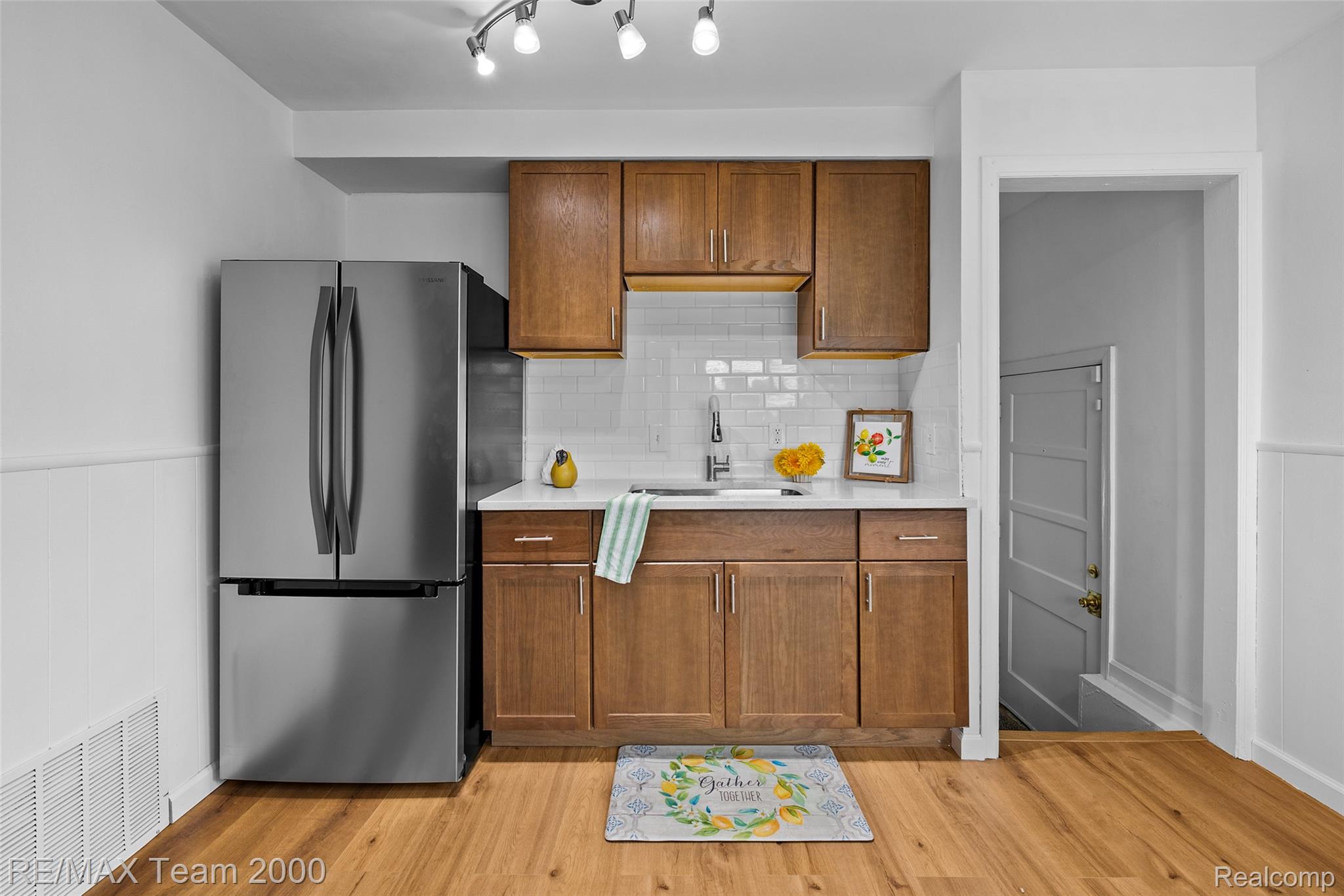 22459 Wilmot Avenue Property Photo 11