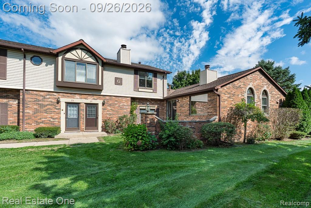2297 London Bridge Drive #25 Property Photo 1
