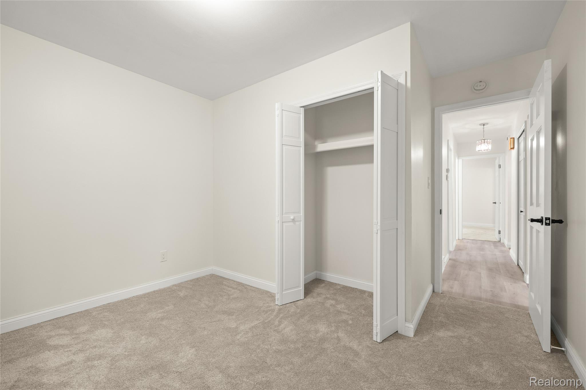 34600 Michelle Drive Property Photo 22