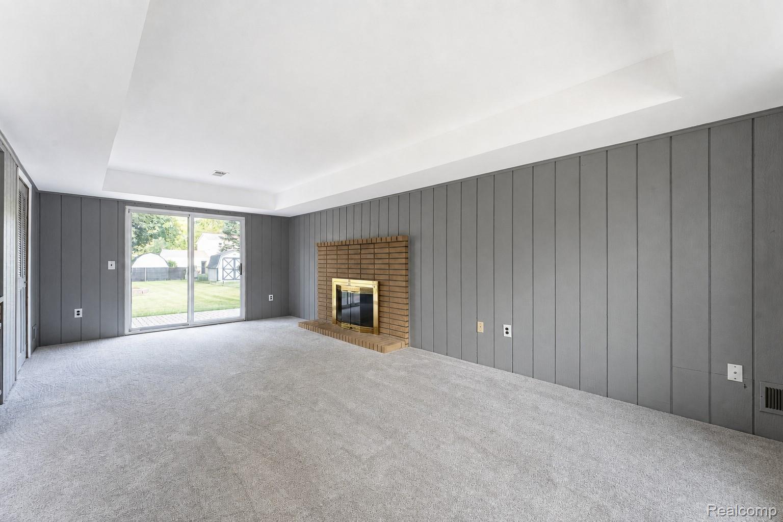 201 Charterhouse Drive Property Photo 6