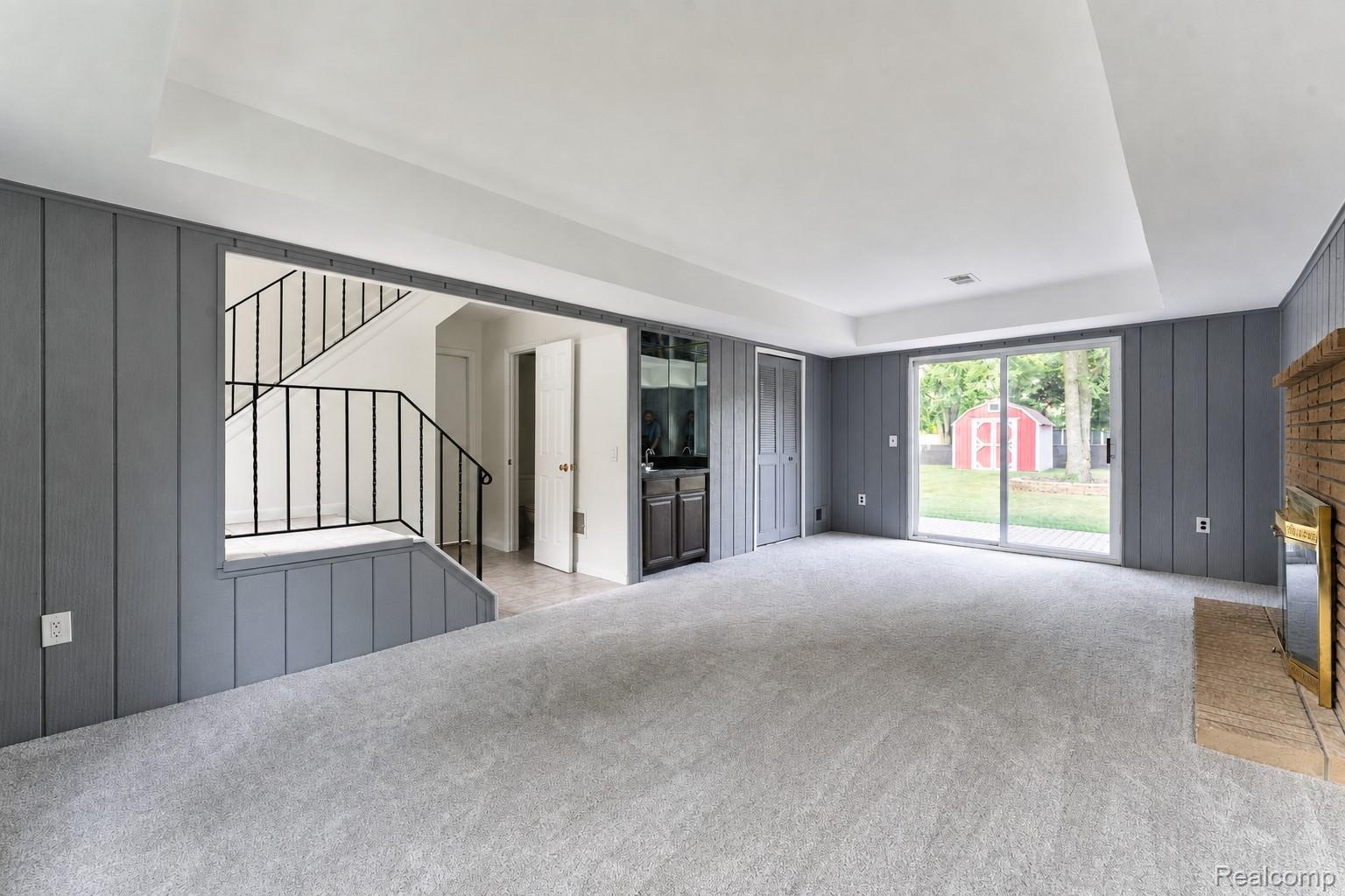 201 Charterhouse Drive Property Photo 7
