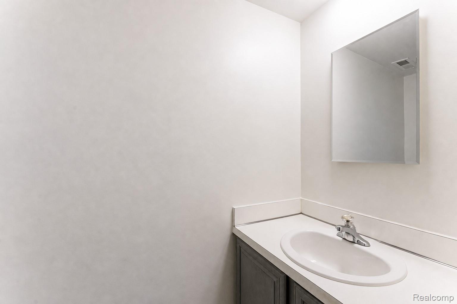 201 Charterhouse Drive Property Photo 12