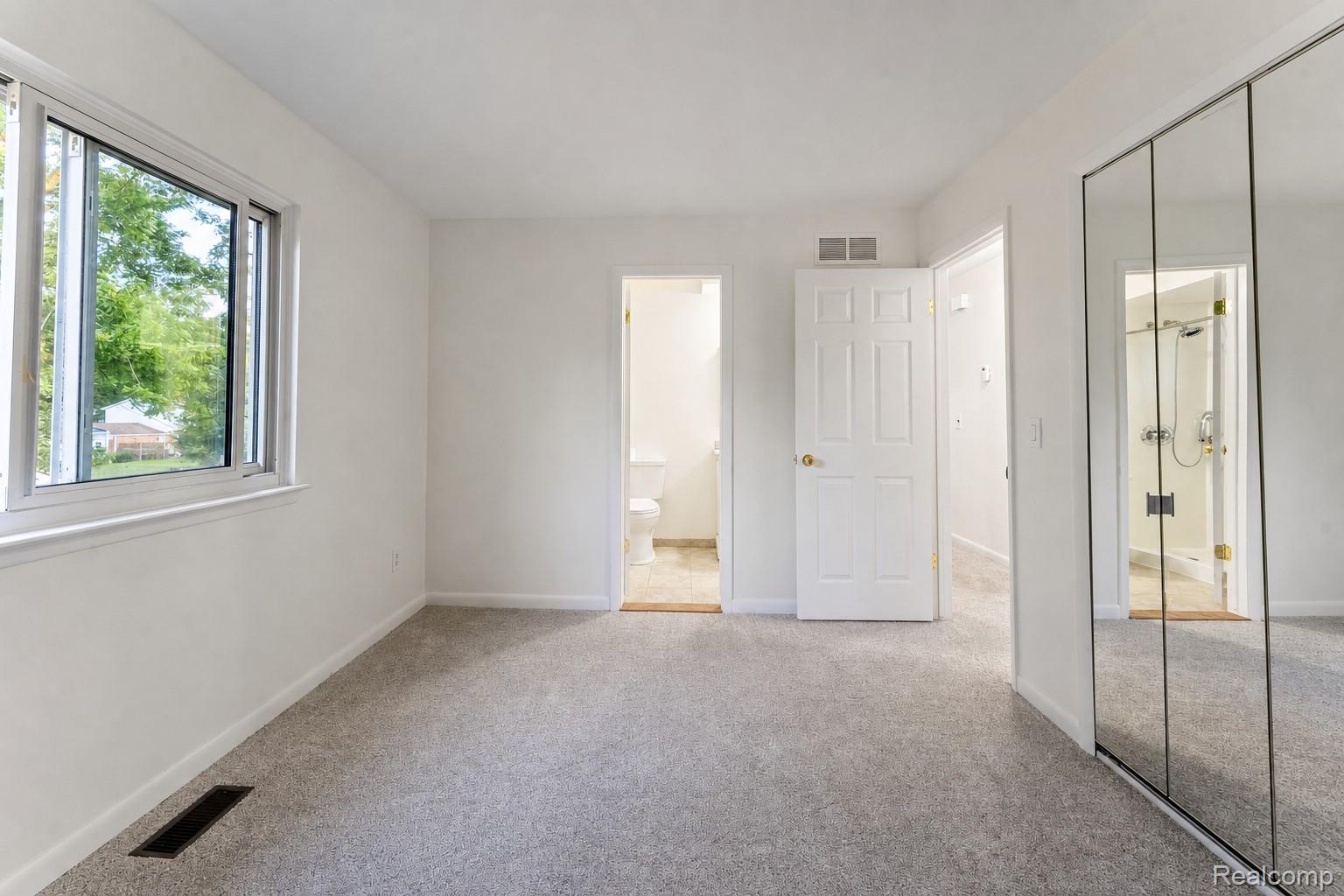 201 Charterhouse Drive Property Photo 29