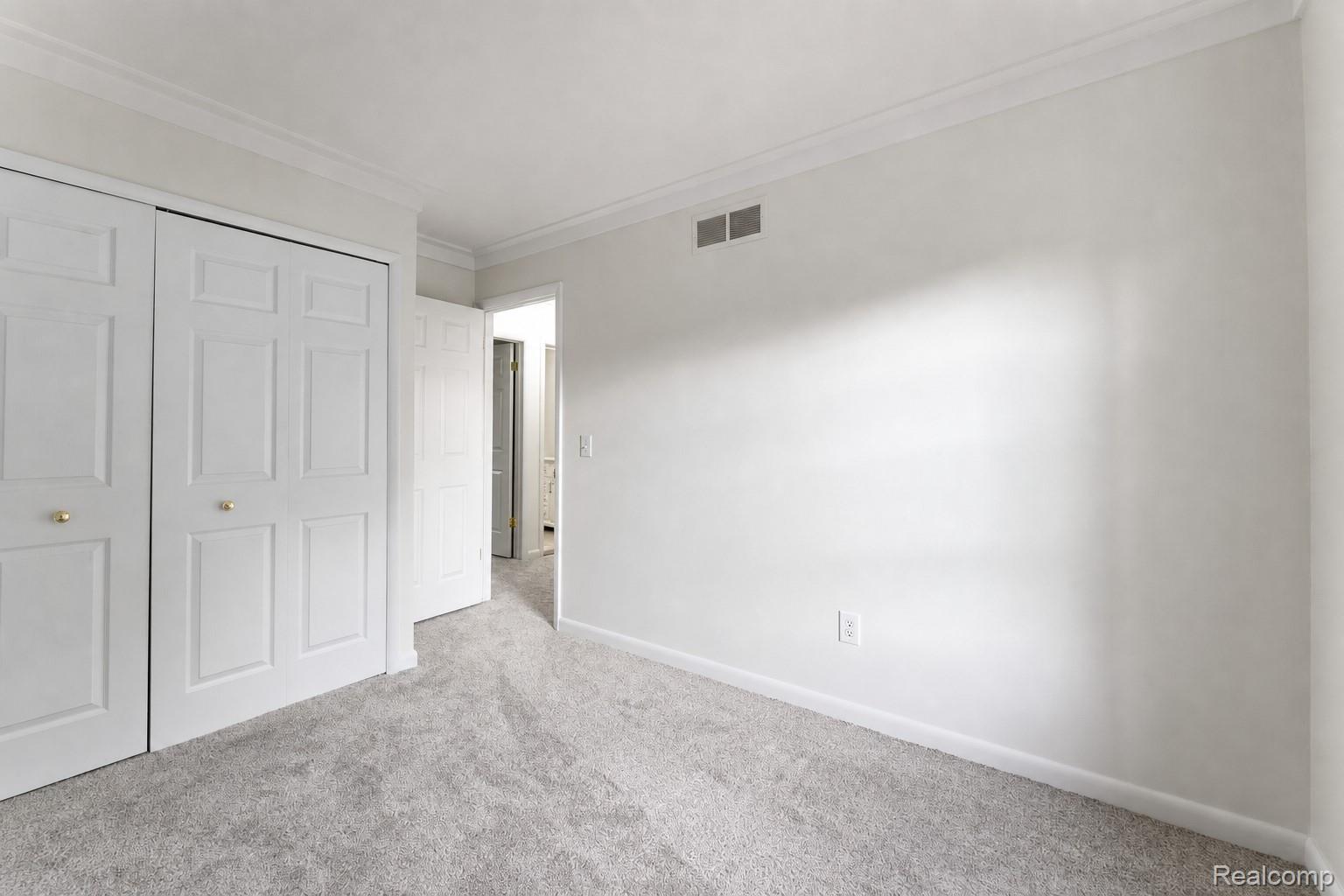 201 Charterhouse Drive Property Photo 31