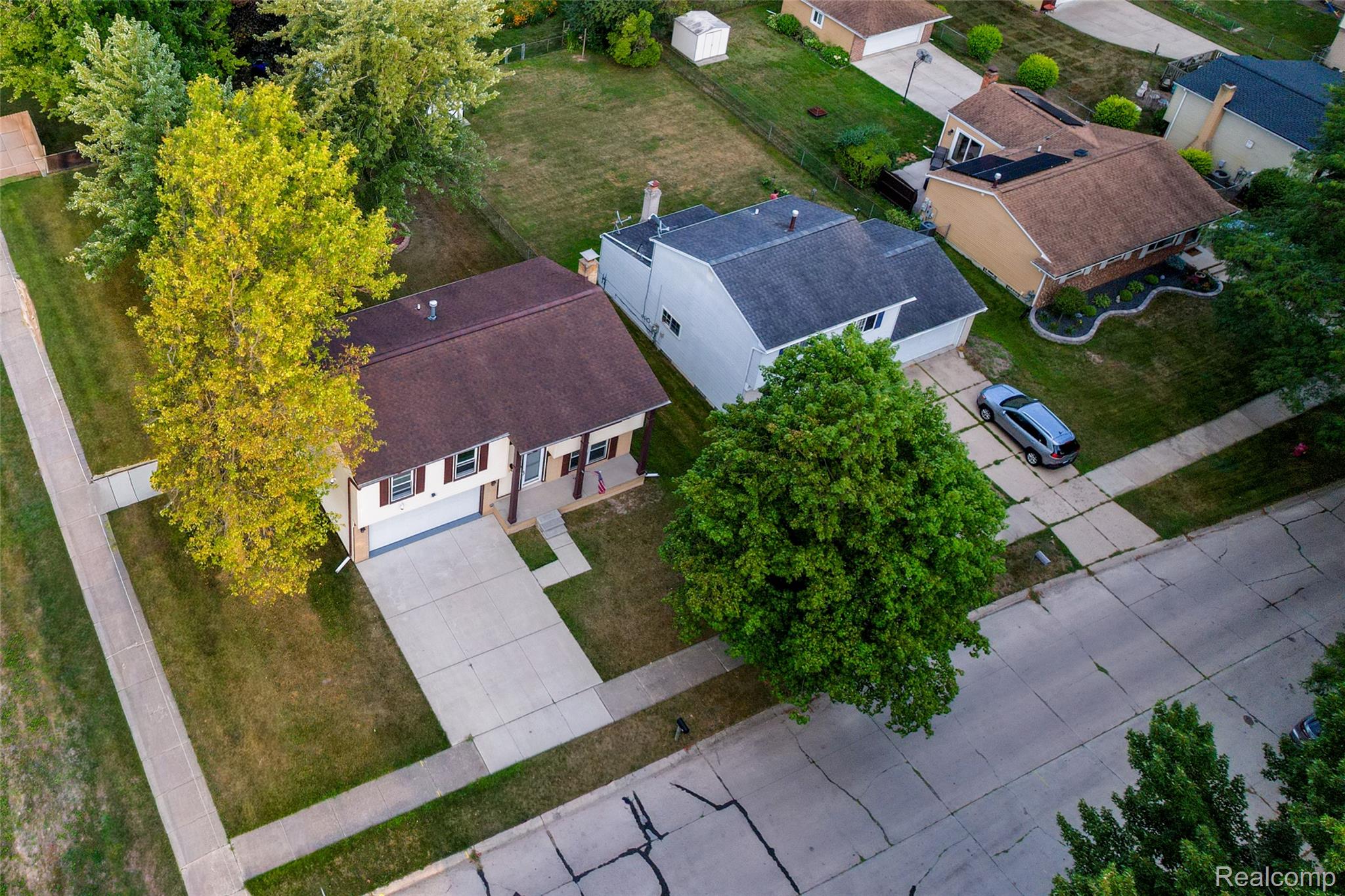 201 Charterhouse Drive Property Photo 37