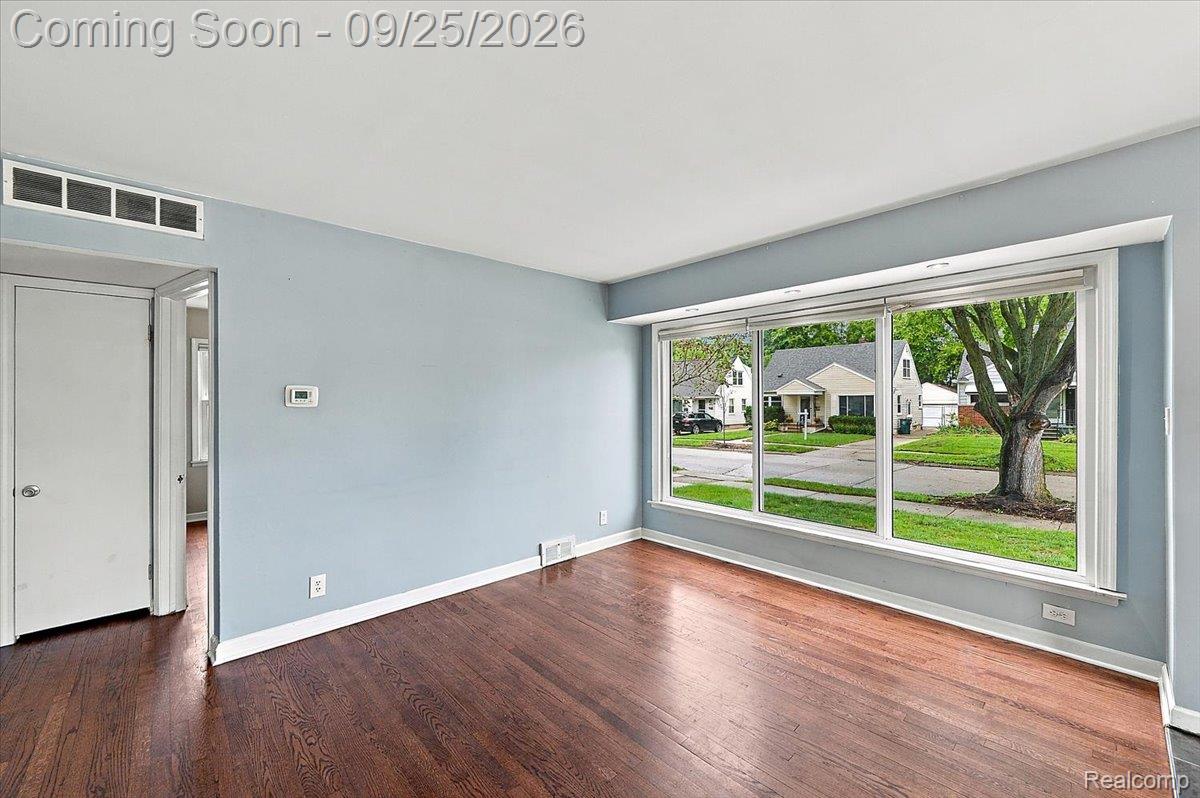 317 Walnut Avenue Property Photo 12