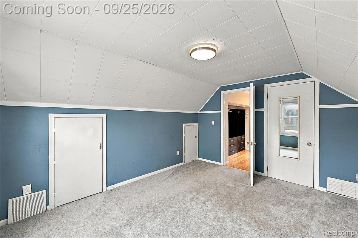 317 Walnut Avenue Property Photo 28