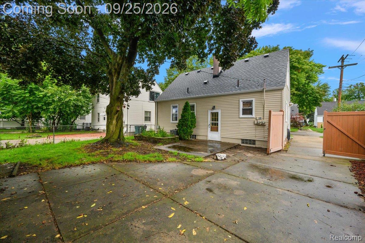 317 Walnut Avenue Property Photo 44