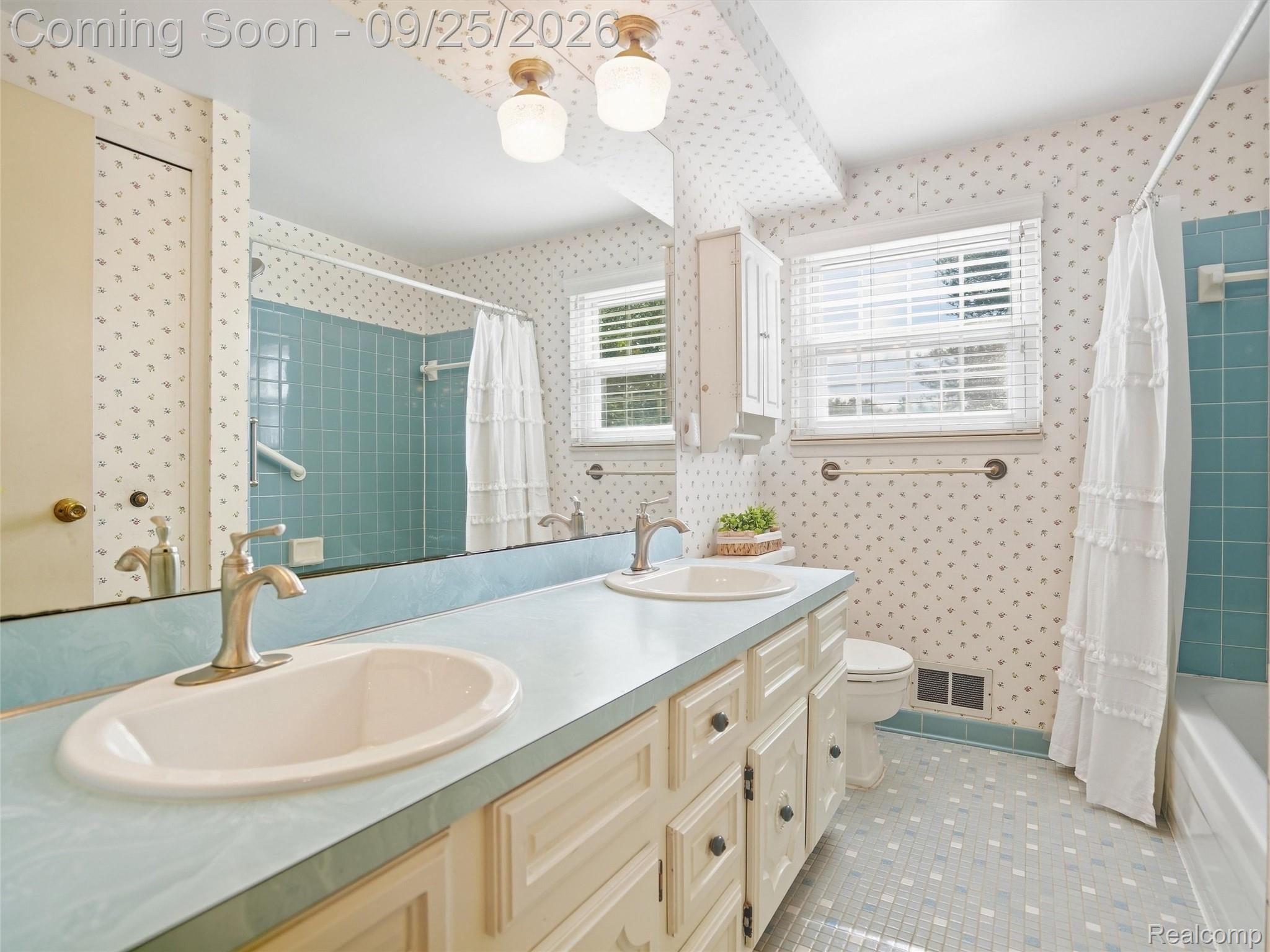 6160 Porteridge Lane Property Photo 29