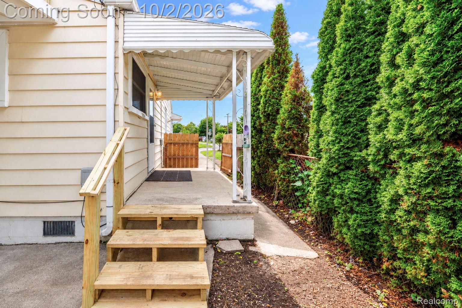 6021 Mayfair Street Property Photo 6