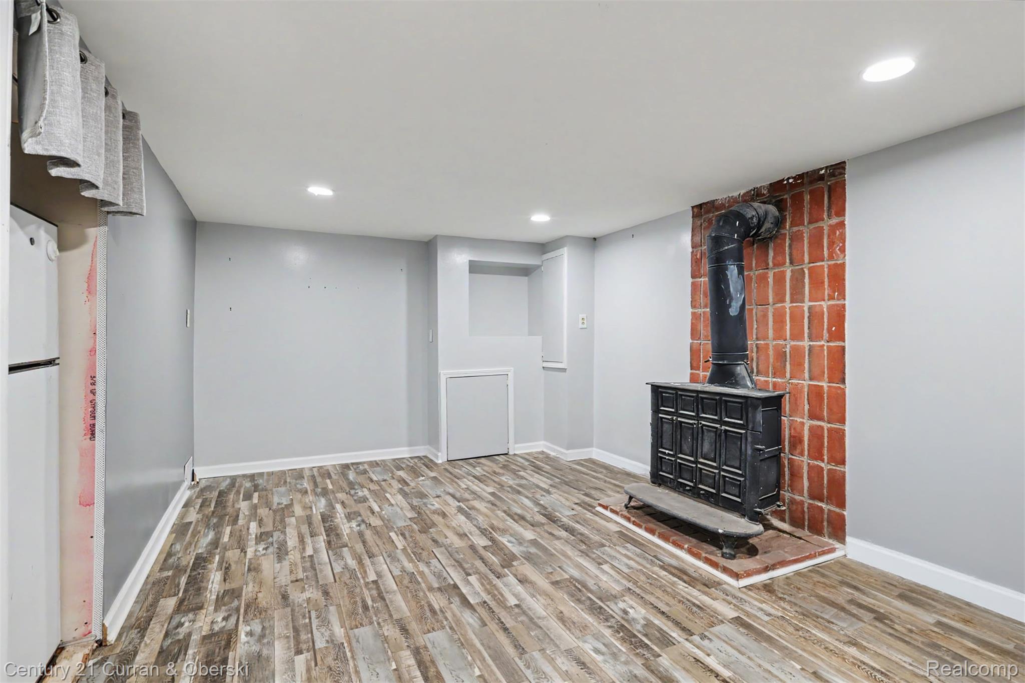 14991 College Avenue Property Photo 41